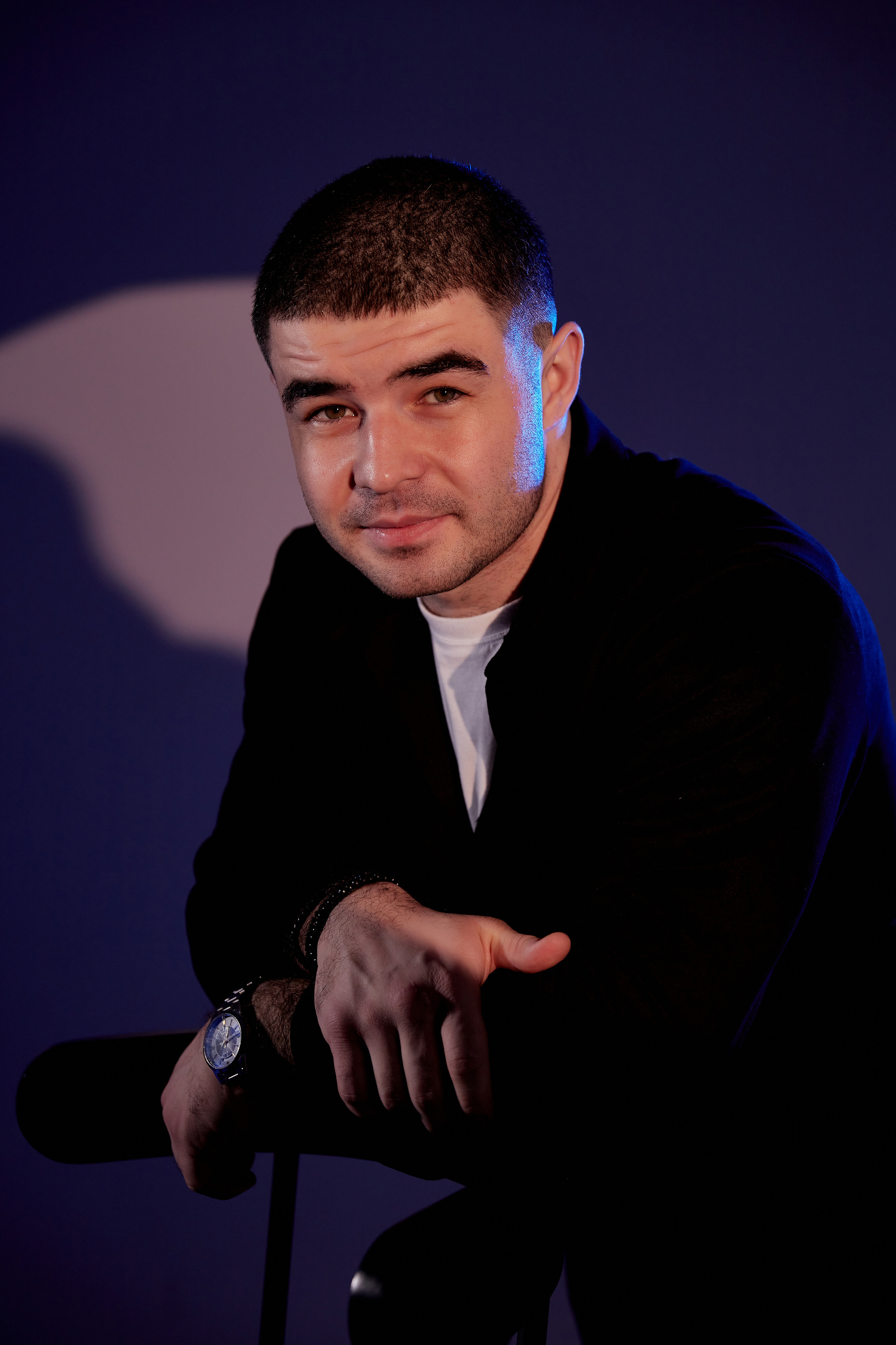 Мужской портрет в студии Ростова. Фотосессии в Ростове-на-Дону. Мария Роскошная