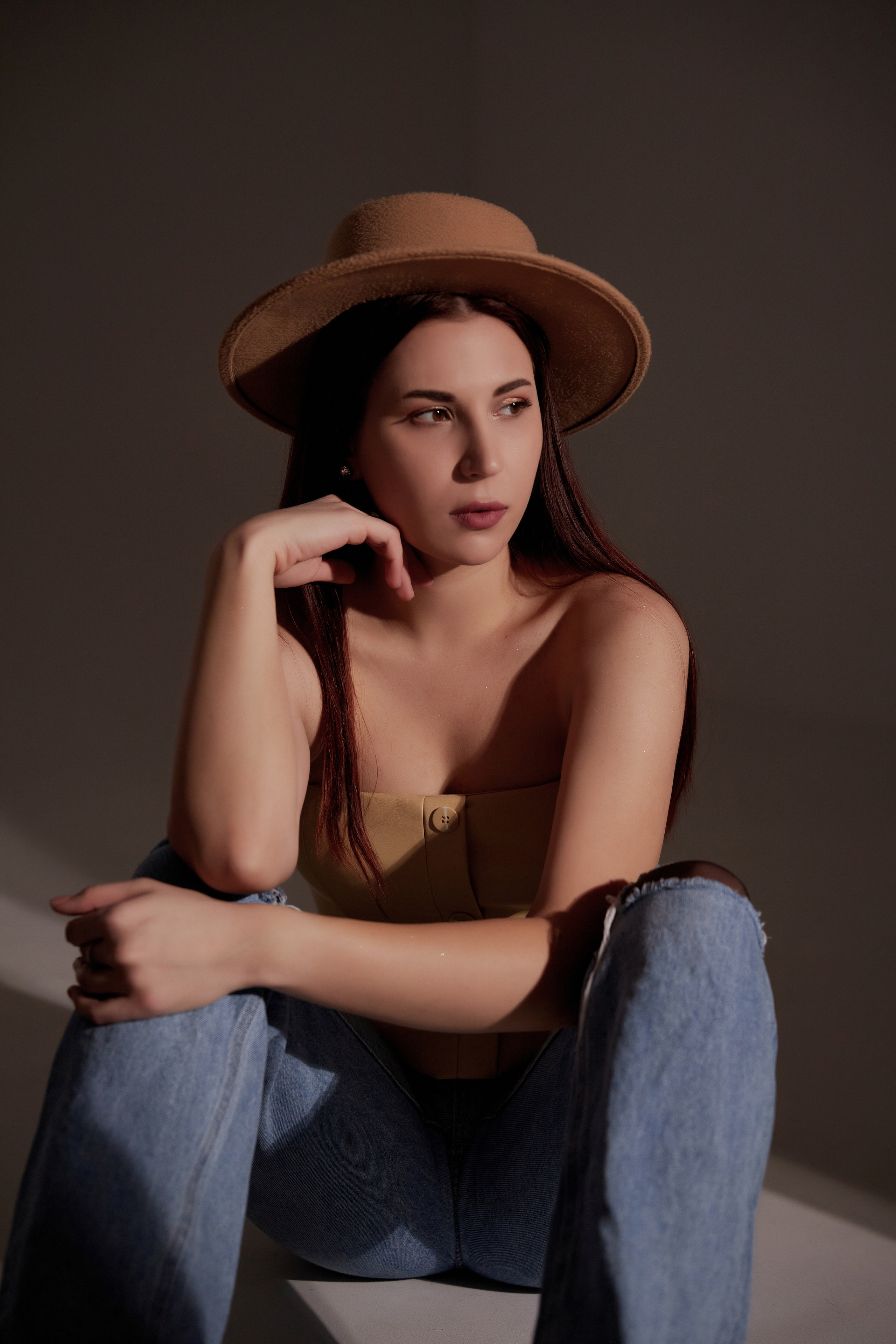 Индивидуальная фотосессия в студии Ростова-на-Дону. Фотосессии в Ростове-на-Дону. Мария Роскошная