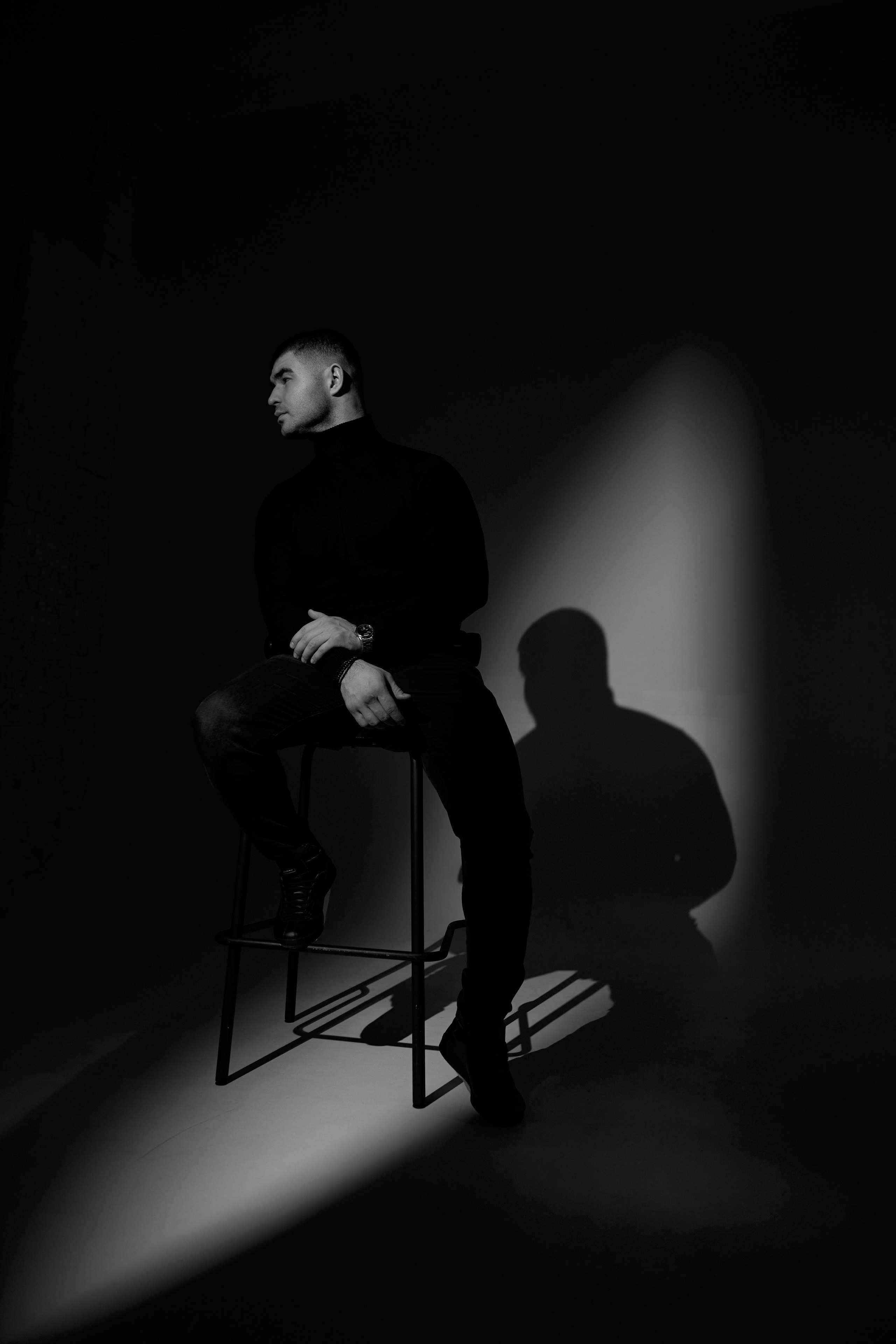 Мужской портрет в студии Ростова. Фотосессии в Ростове-на-Дону. Мария Роскошная