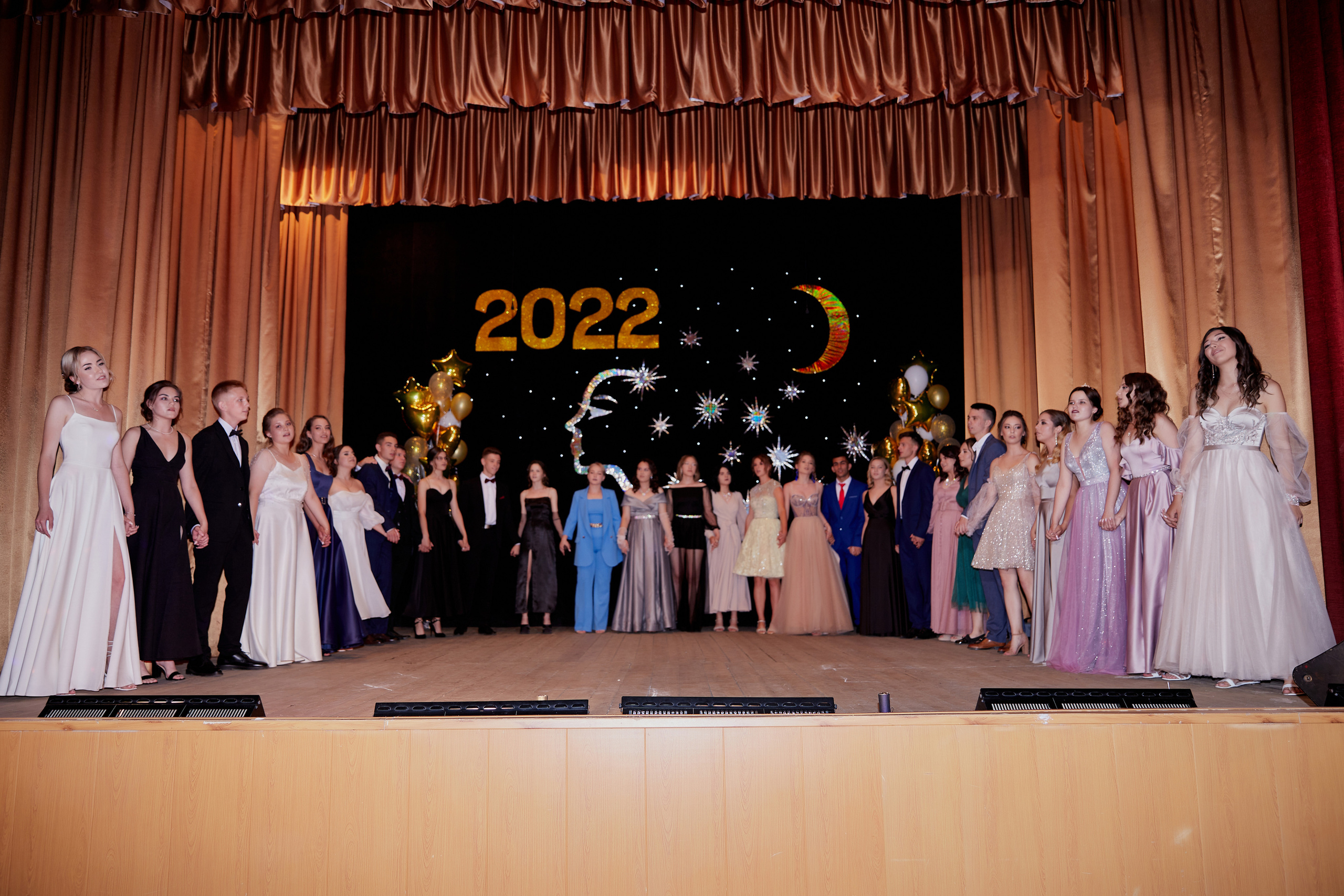 Выпускной 2022 г. Фотосессии в Ростове-на-Дону. Мария Роскошная