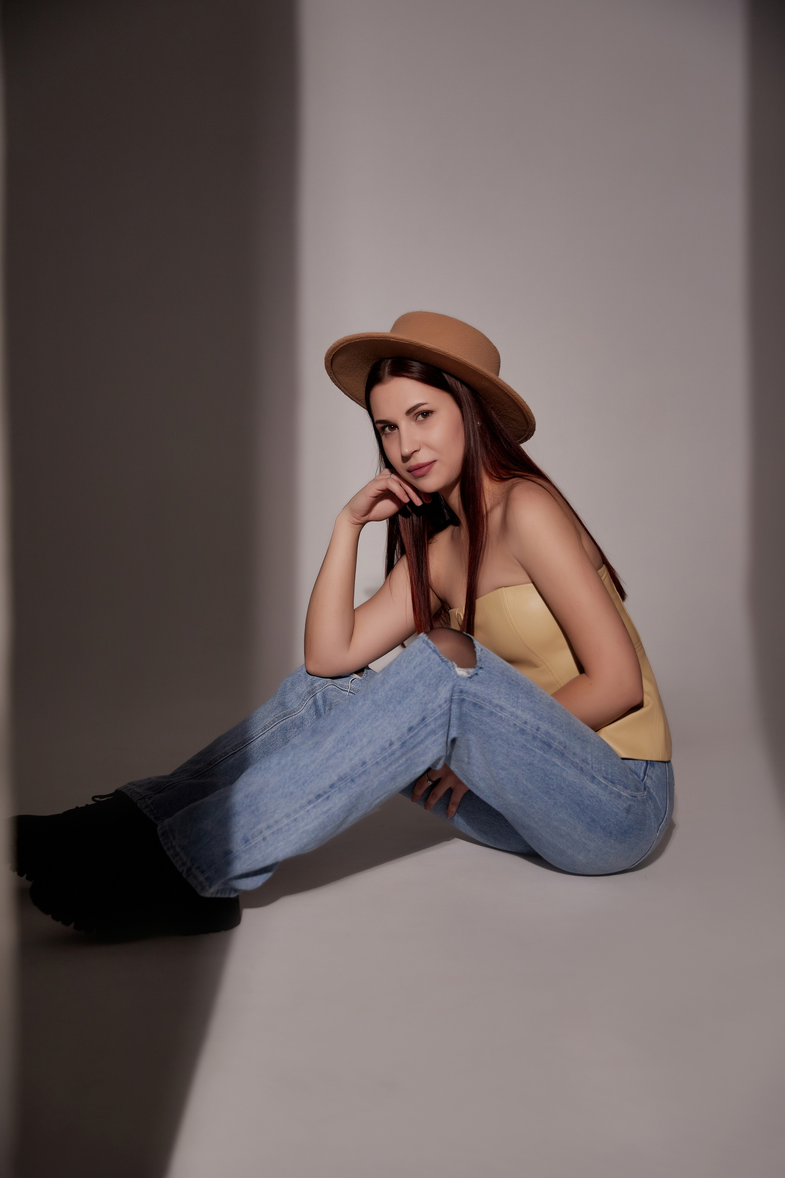 Индивидуальная фотосессия в студии Ростова-на-Дону. Фотосессии в Ростове-на-Дону. Мария Роскошная