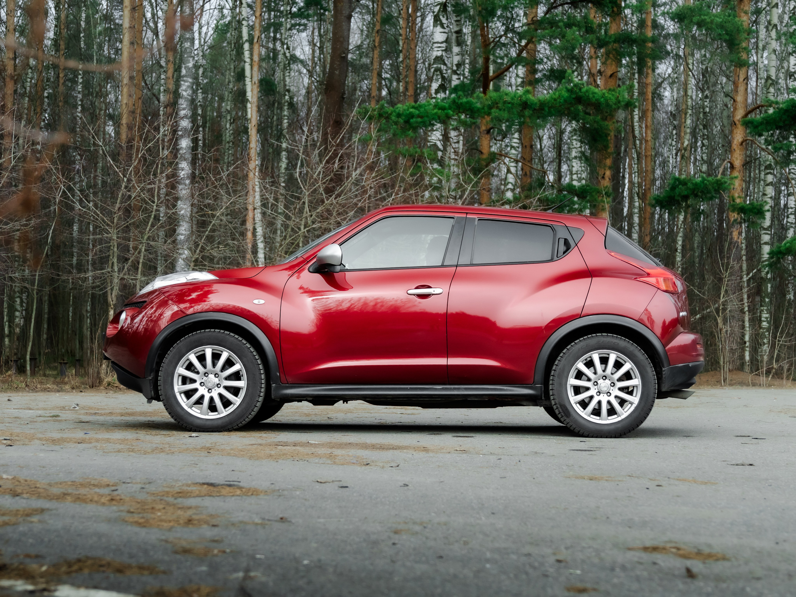 NISSAN JUKE JAPAN. Opasnophoto