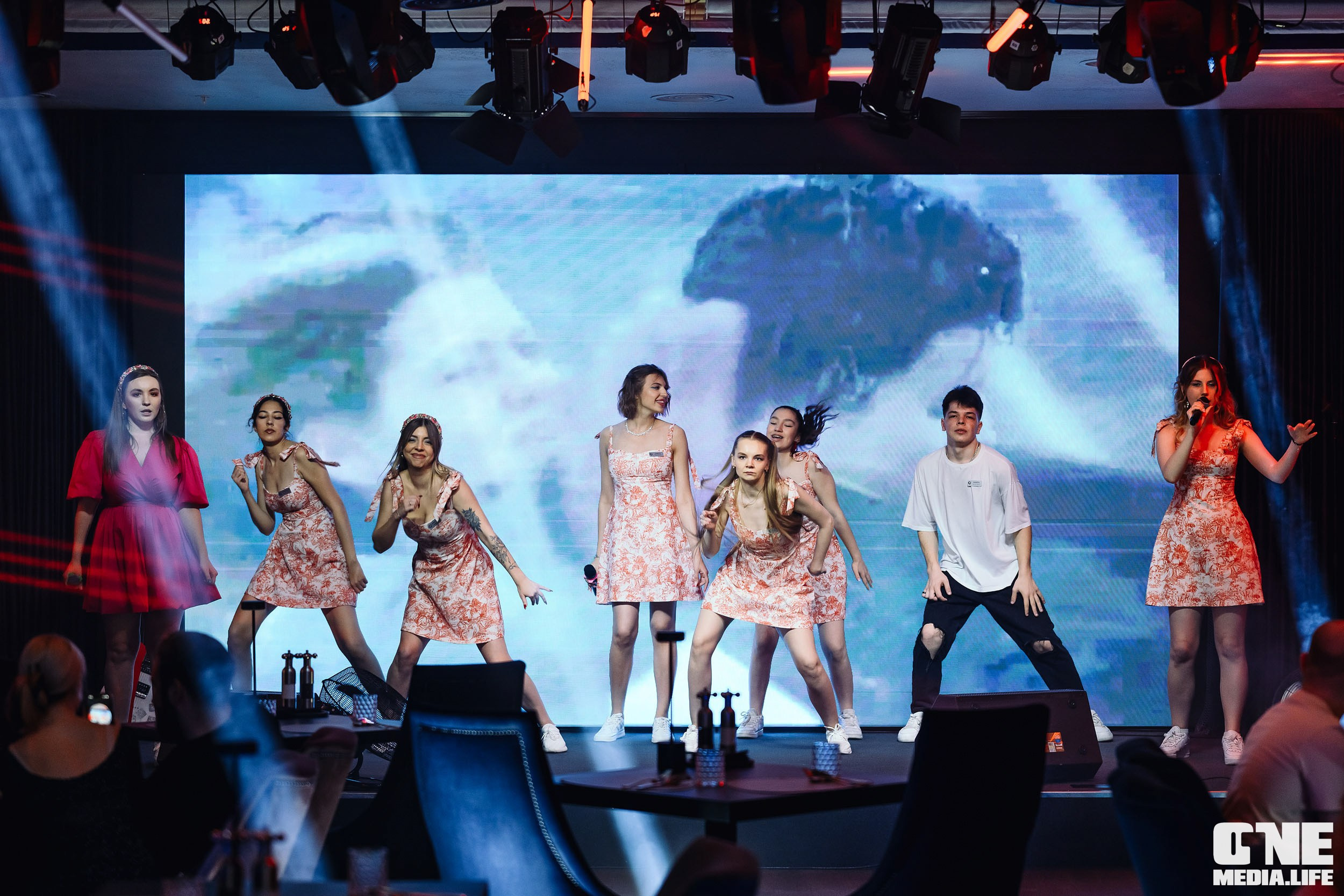 Фоторепортаж с вечеринки в Океане. One Media Life: фоторепортажи, фотоотчеты с мероприятий и заведений