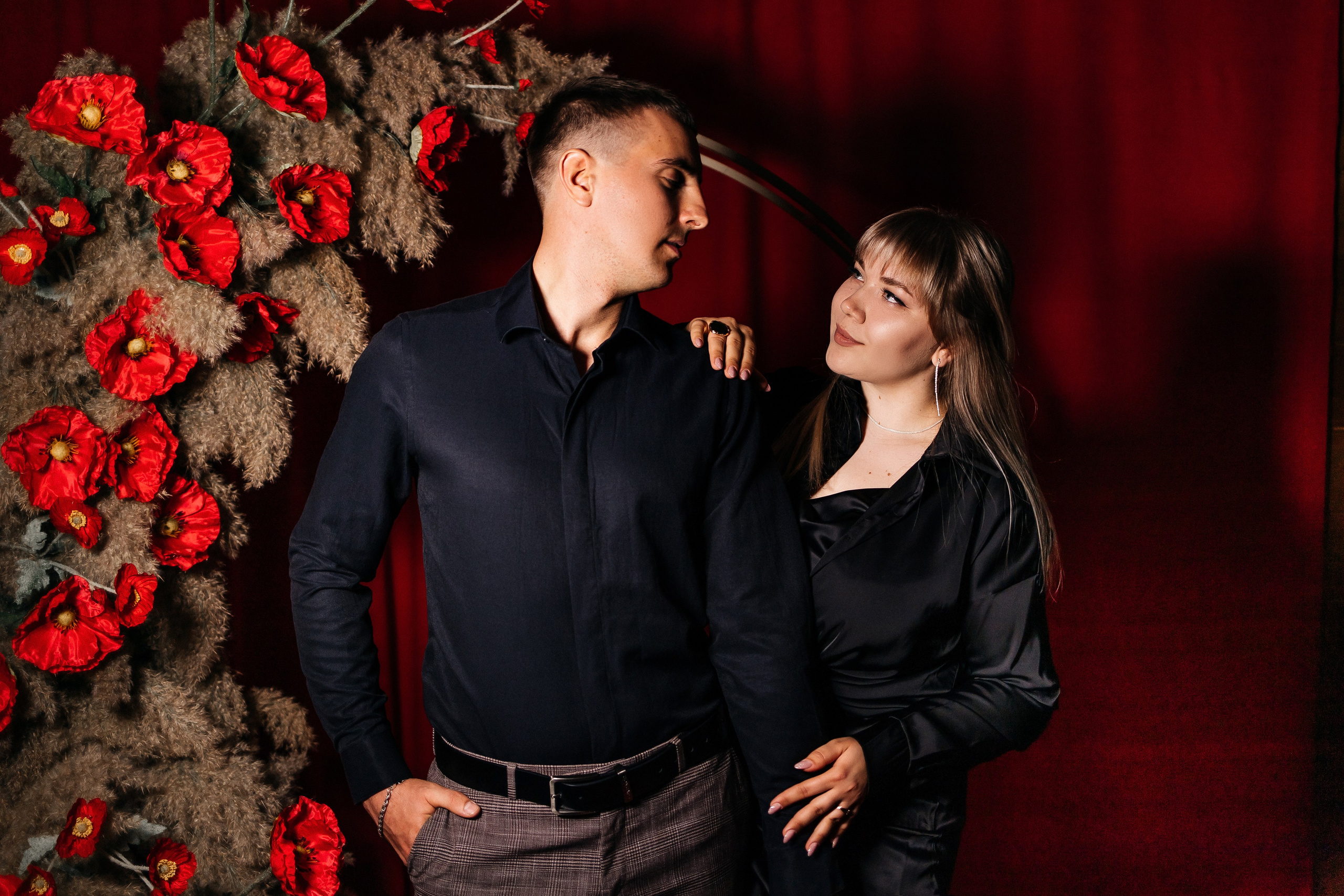 Love story в фотостудии. Свадебный фотограф Кропоткин Краснодар