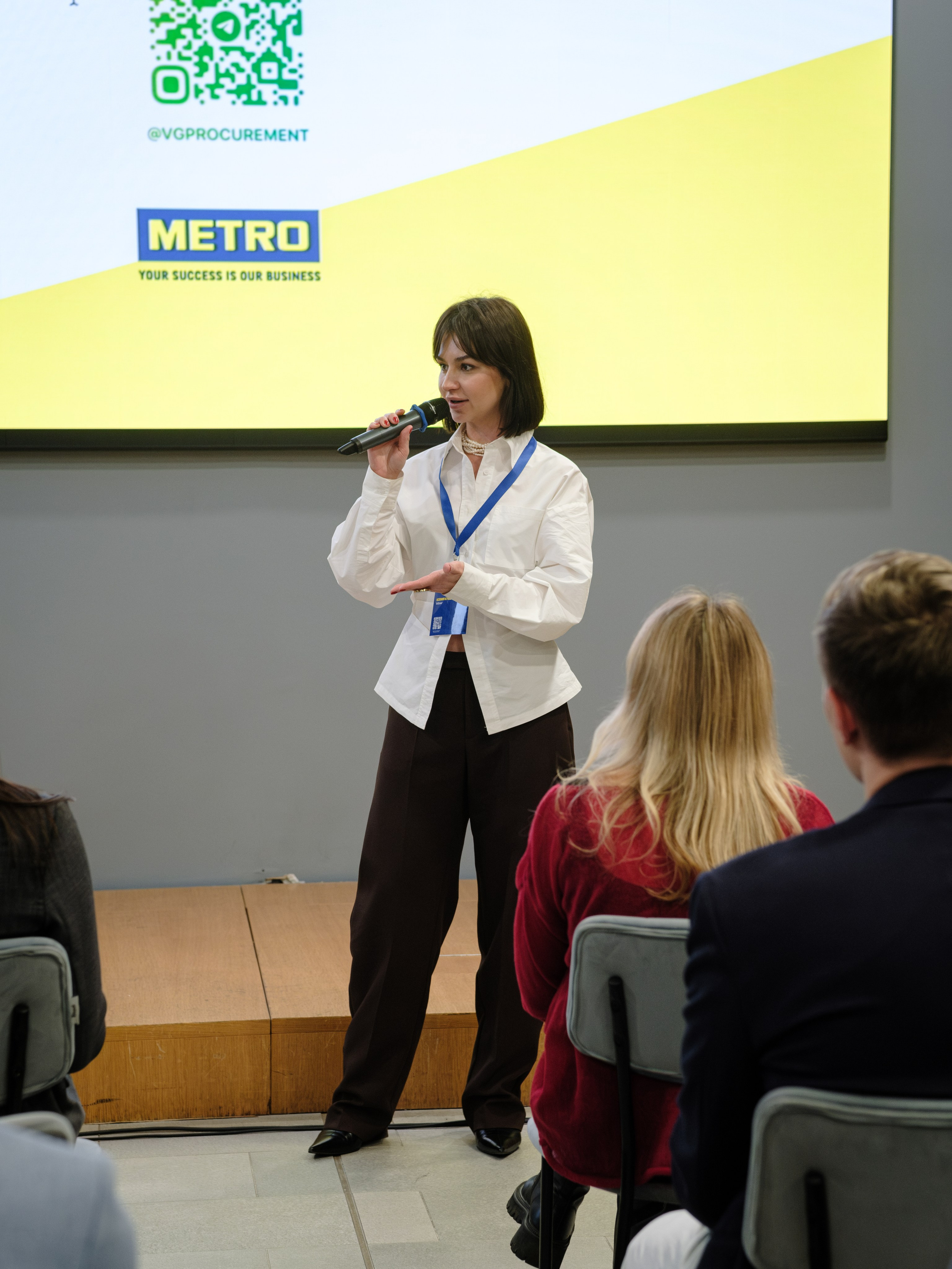 METRO. Репортажный и портретный фотограф в Москве Илья Спиридонов