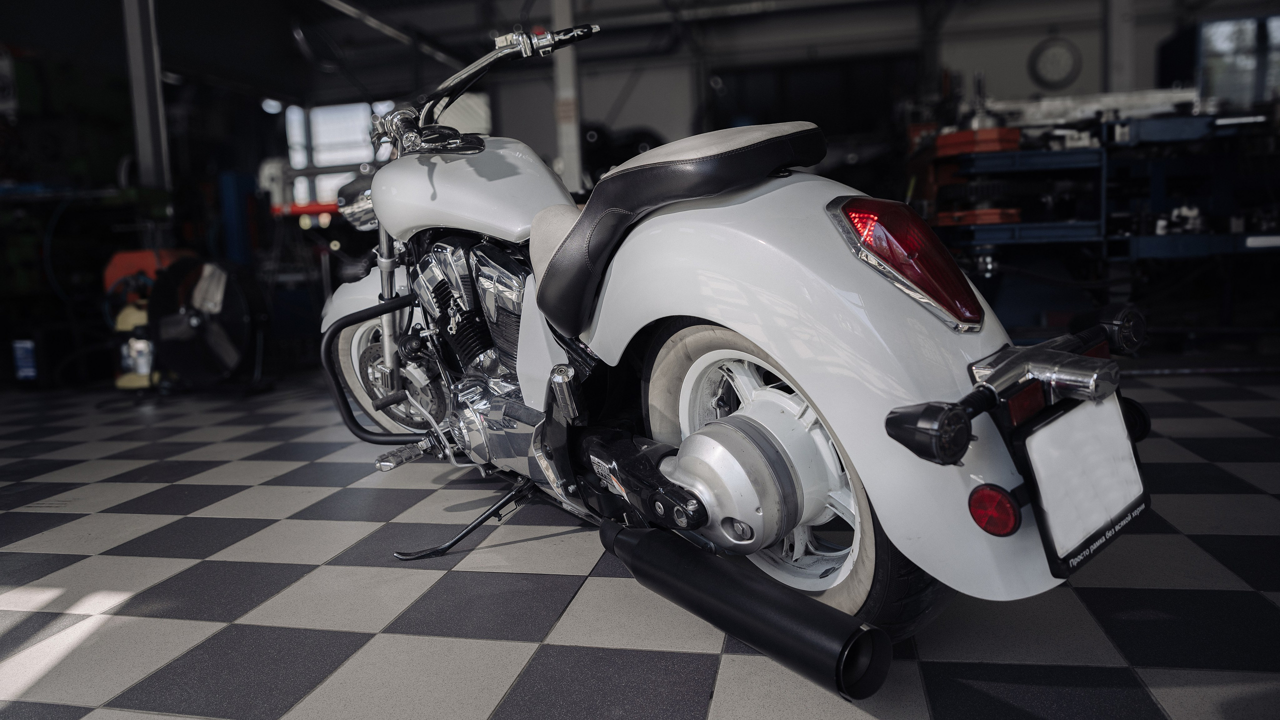 Honda VT 1300 Stateline. ......