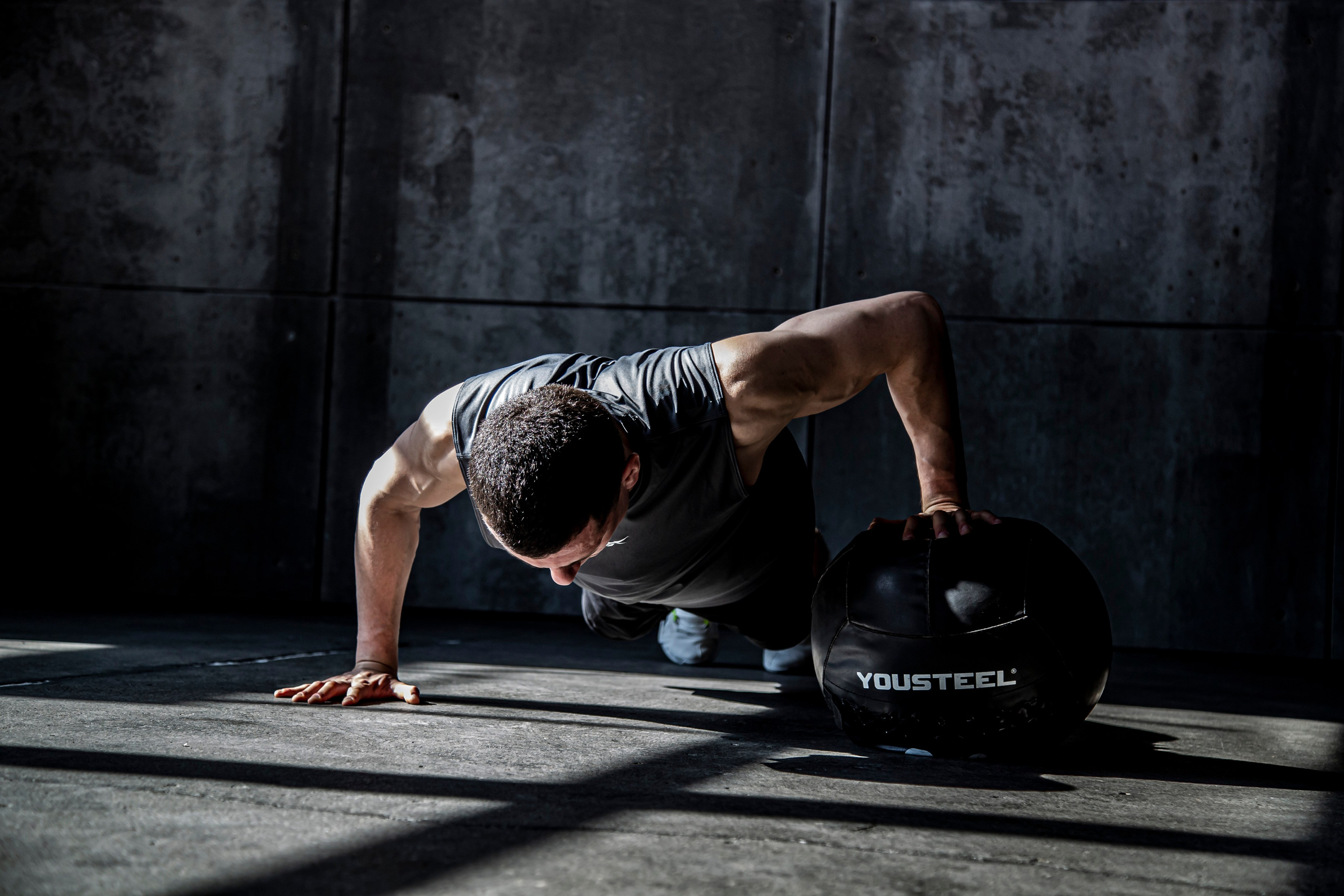 Роман. 𝓕𝓸𝓽𝓸𝓰𝓻𝓪𝓯 𝓑𝓪𝓵𝓪𝓼𝓱𝓲𝓱𝓪 / 𝓜𝓸𝓼𝓴𝓿𝓪