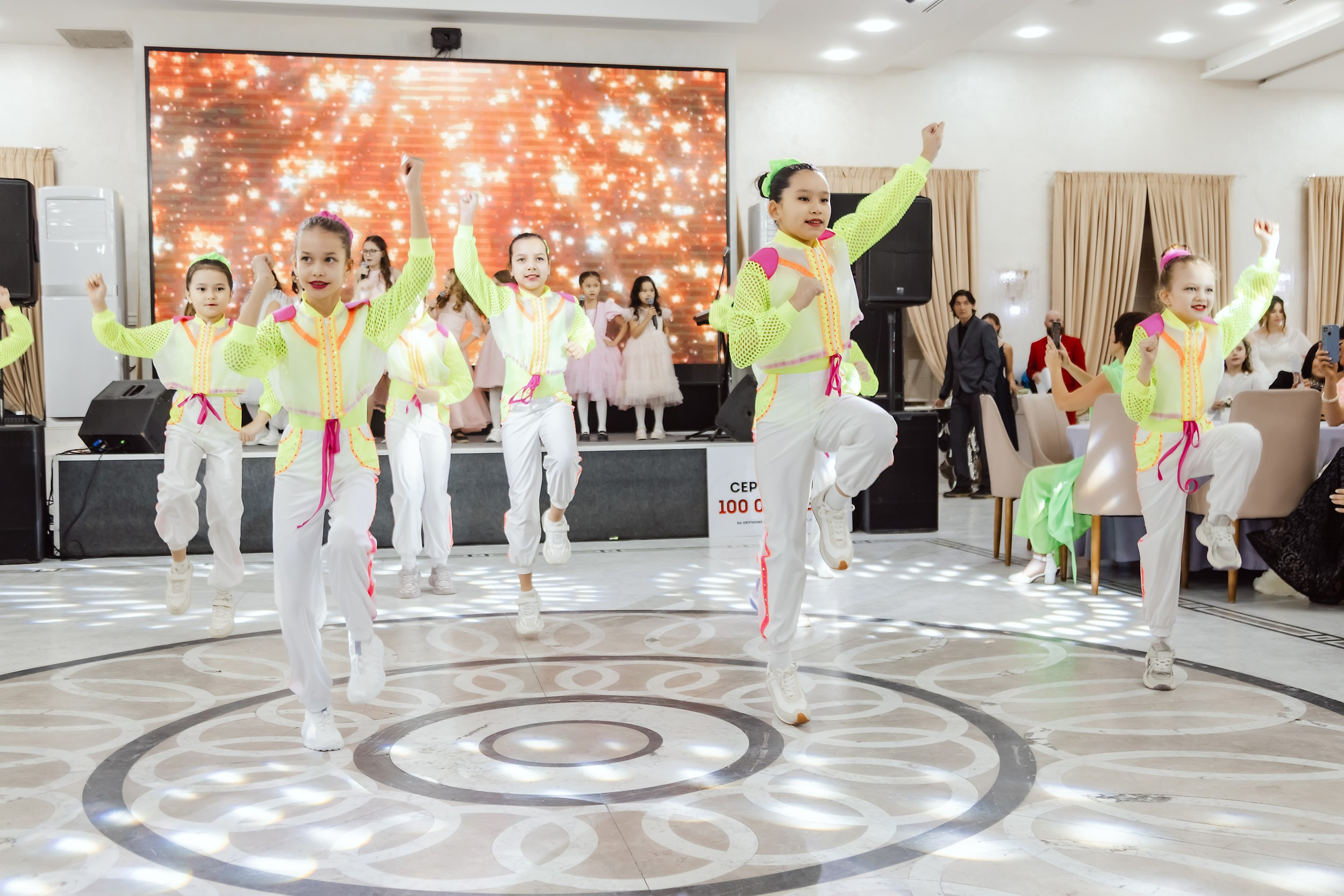 Большой Отчетный Бал Музыкального Дома Голос. Кипятком Павлодар