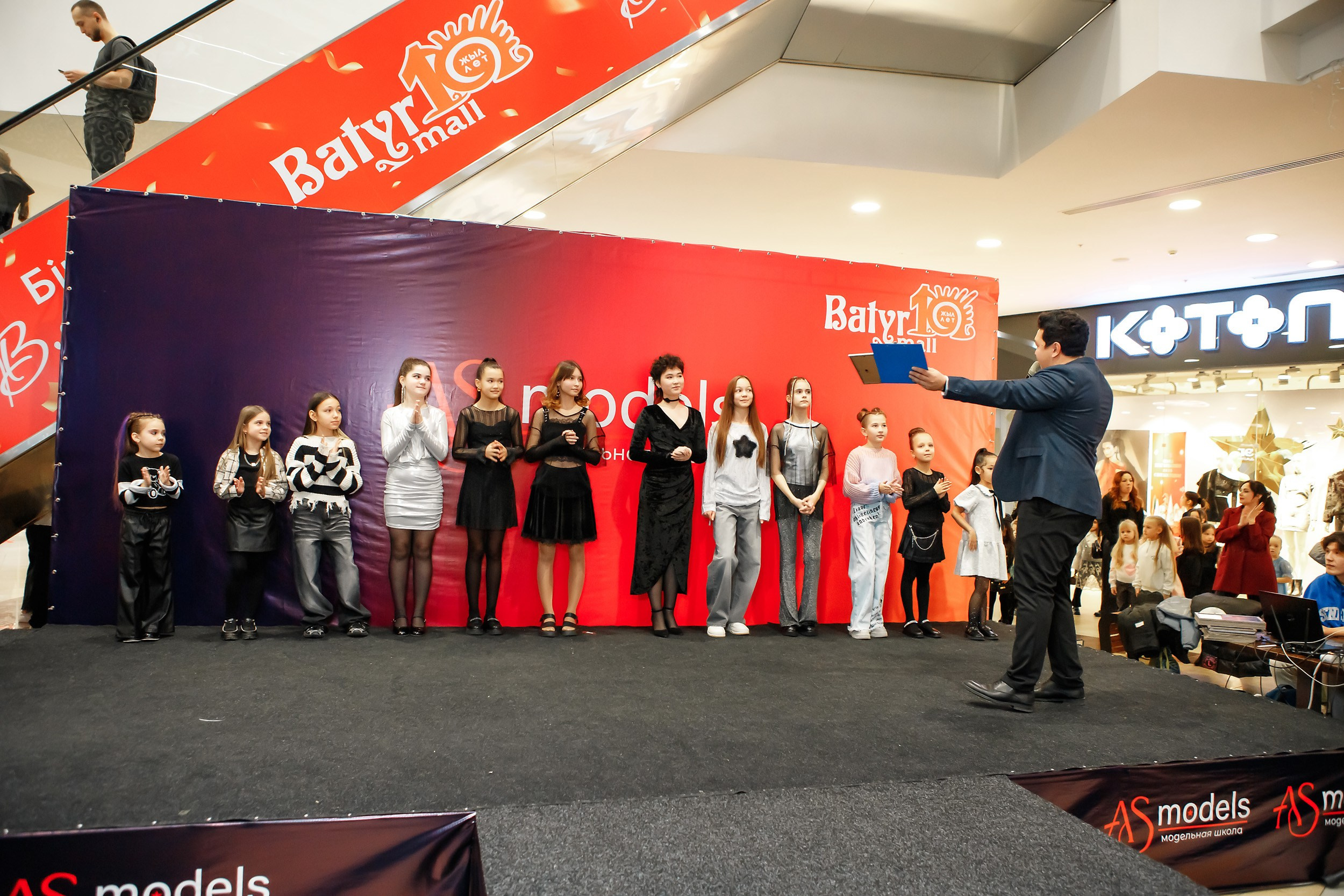 Fashion Show модельной школы AS Models. Кипятком Павлодар