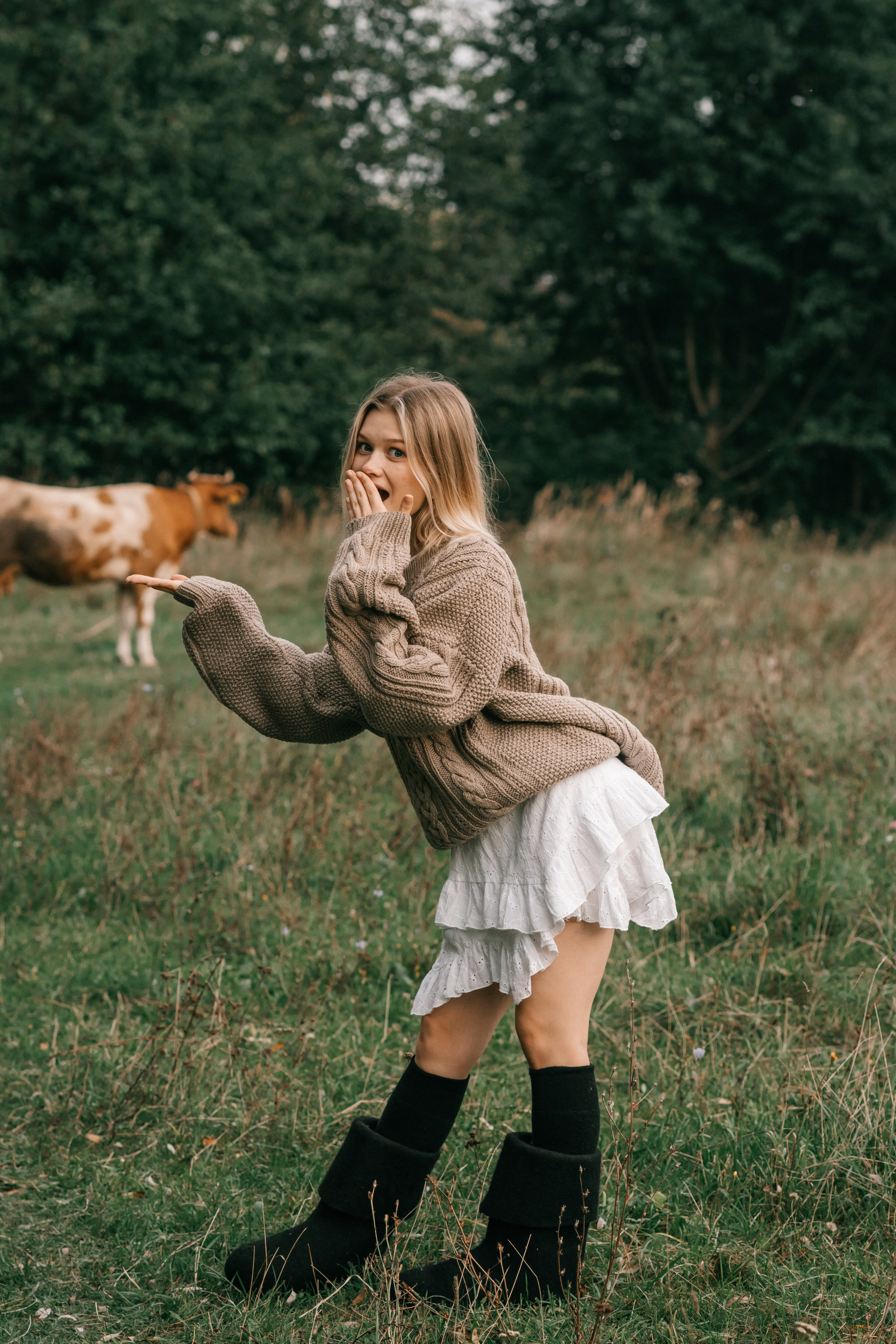 Julia. Я — Алёна и я фотографирую красиво (е)