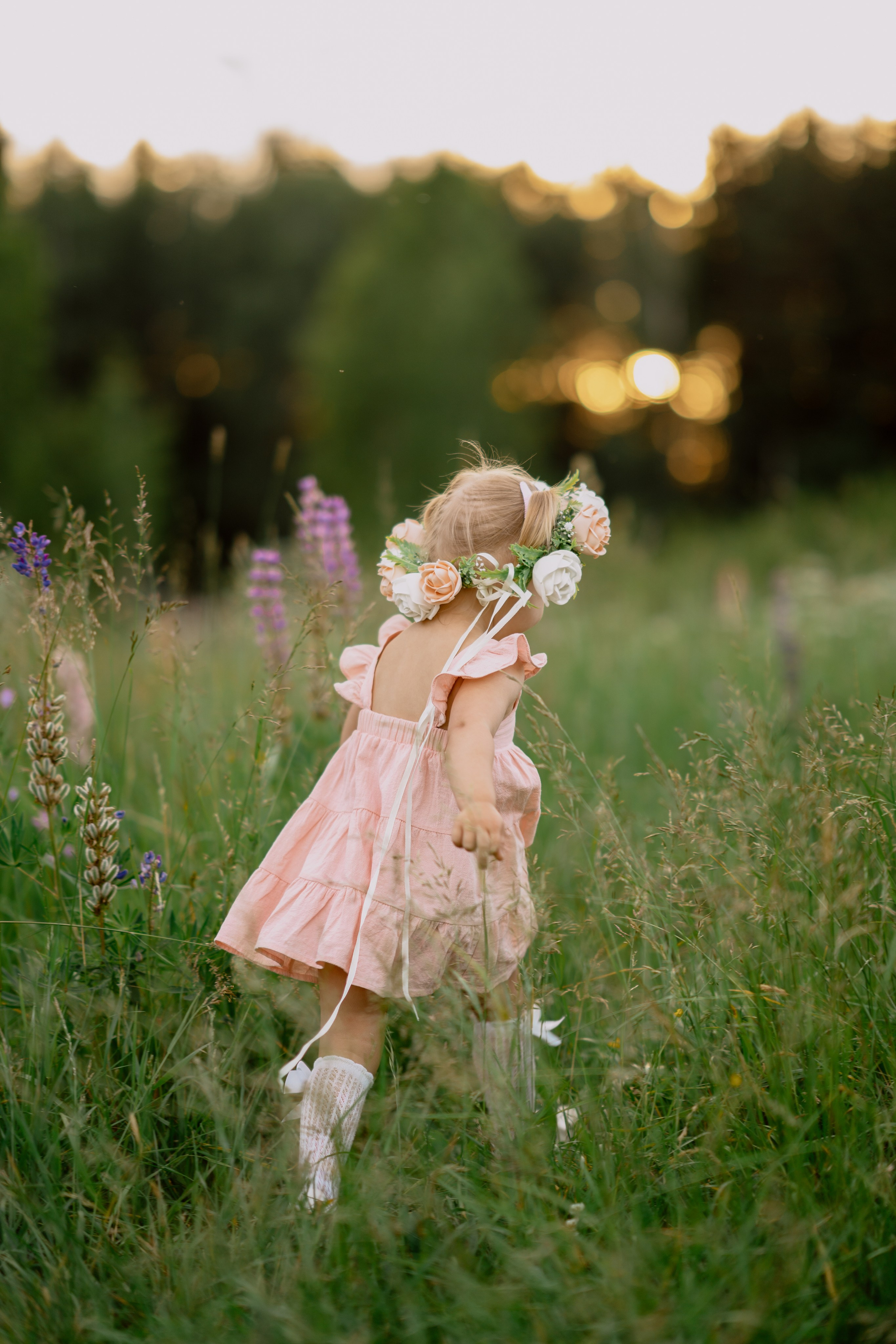 Фотосессия в люпинах. Анюта с мамой и папой. Семейный и детский фотограф в Сергиев Посаде, Хотьково Якимчук Любовь