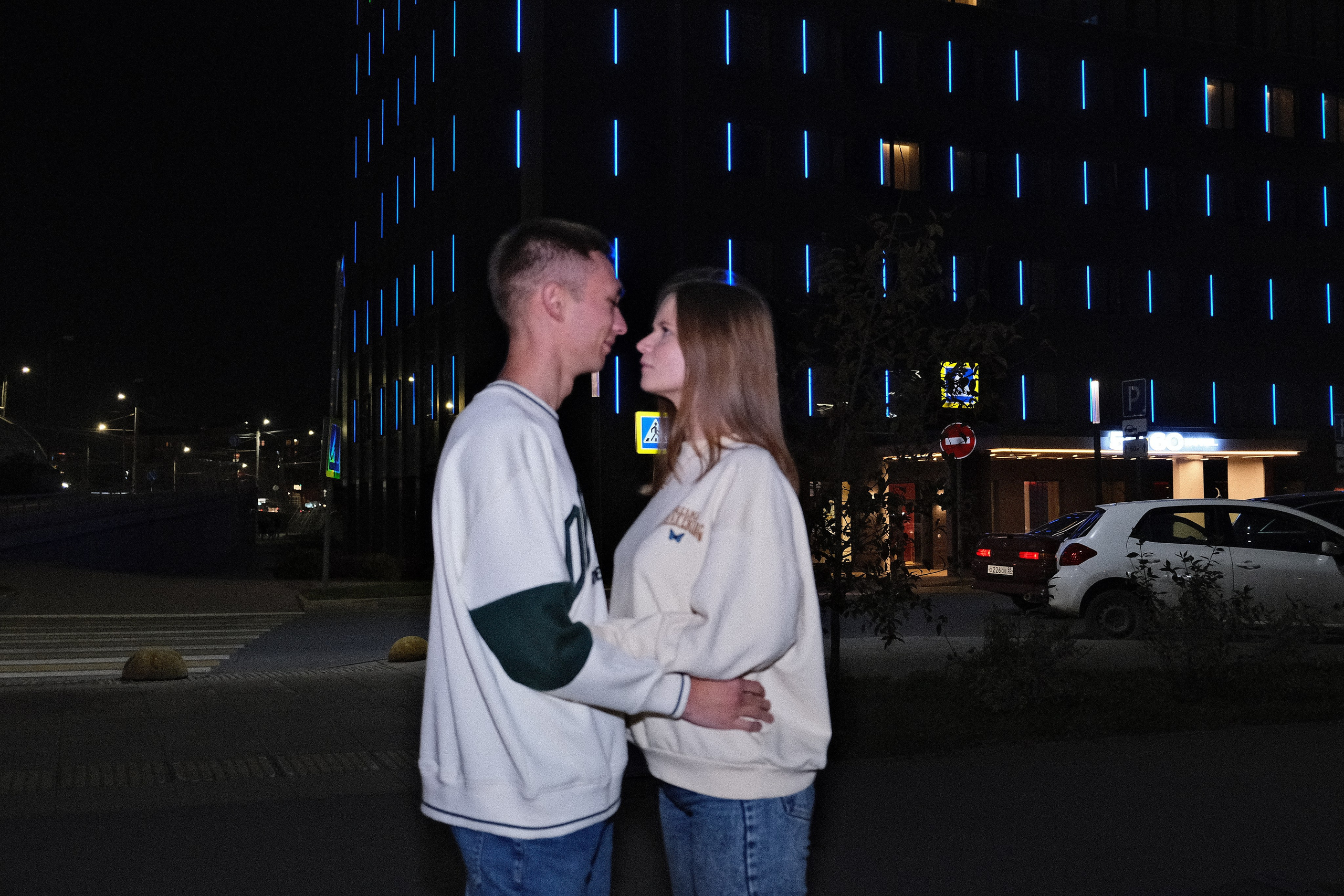 Прогулочная для Лизы и Славы. Фотограф и видеограф в Омск/Москва Сащенко Лера