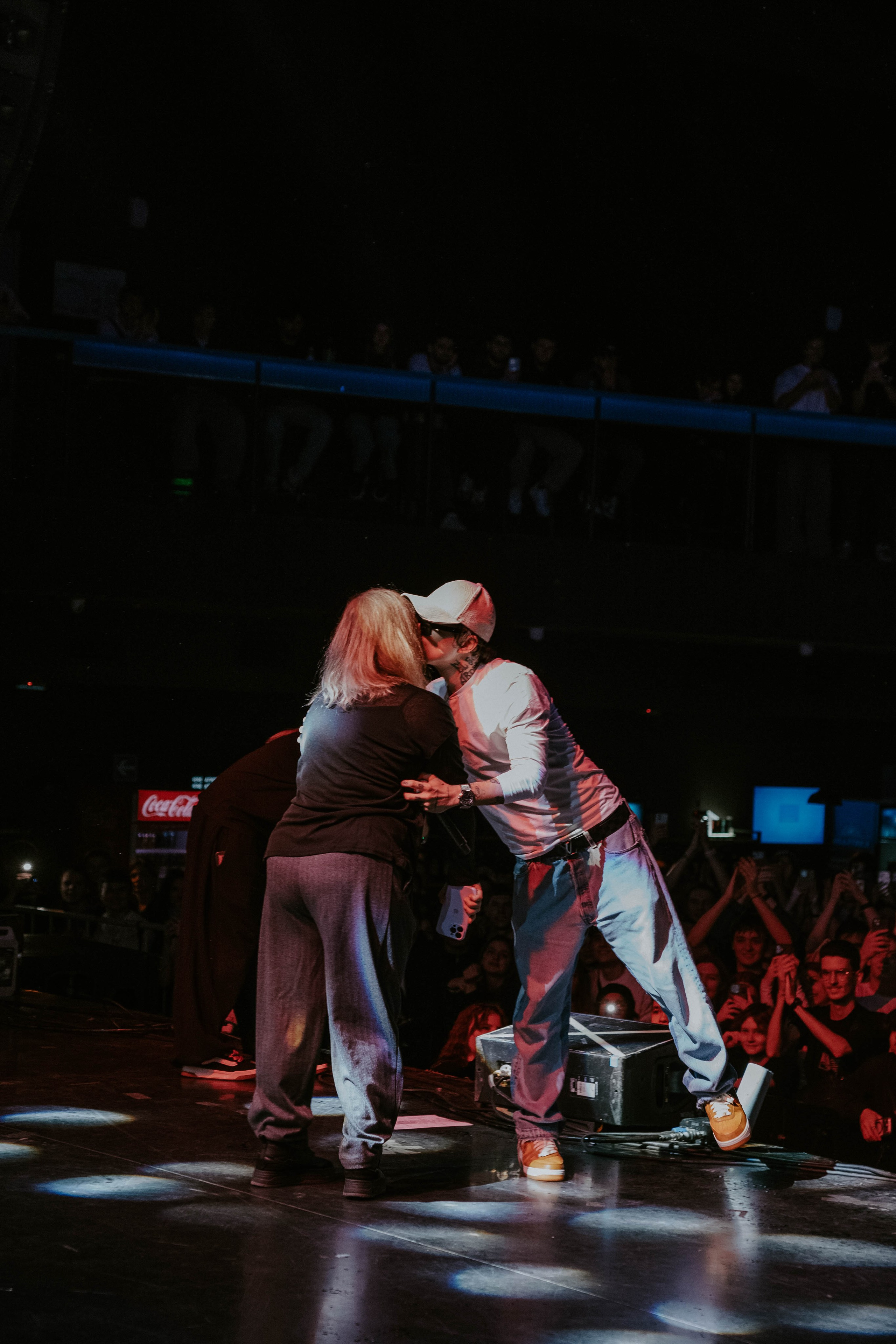 Бэкстейдж Whole Lotta Swag. Главная