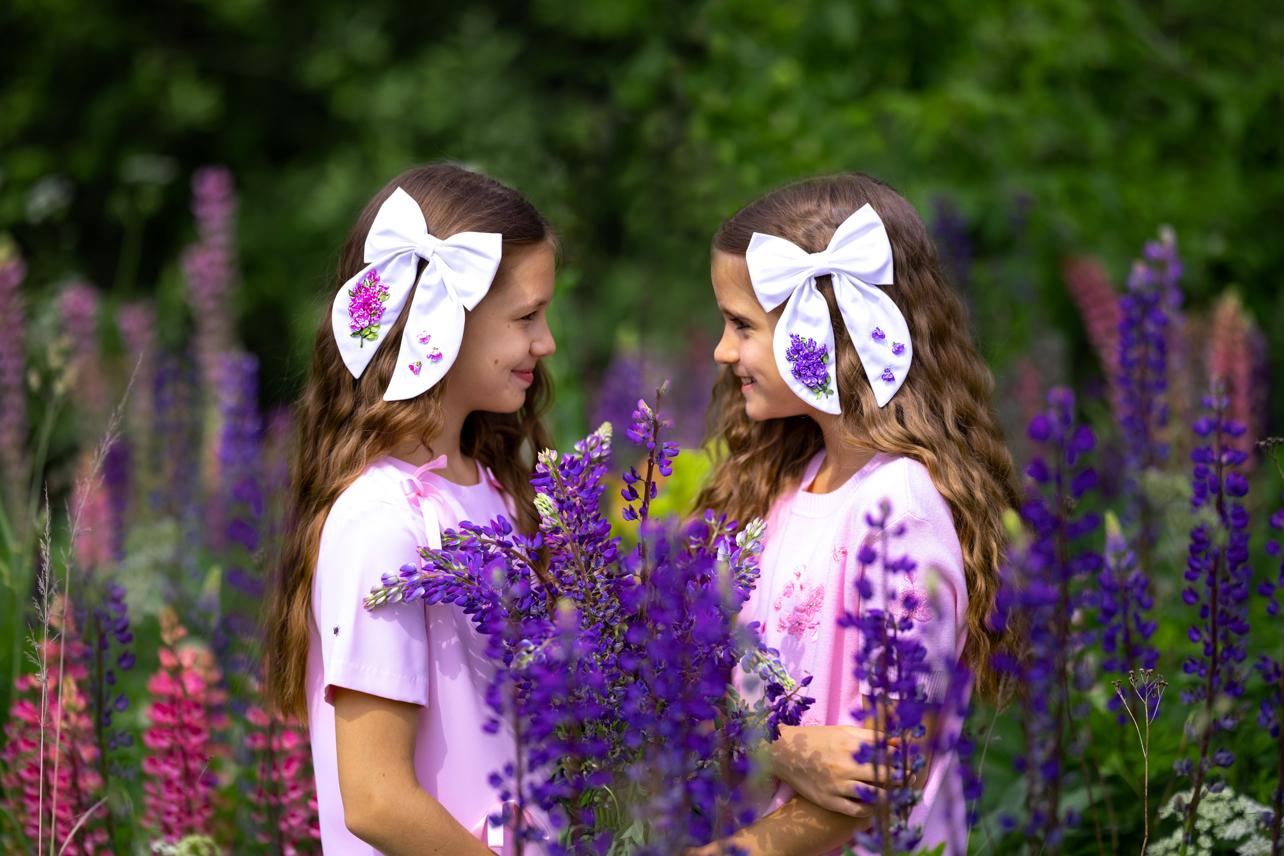 Фотосессия в люпинах