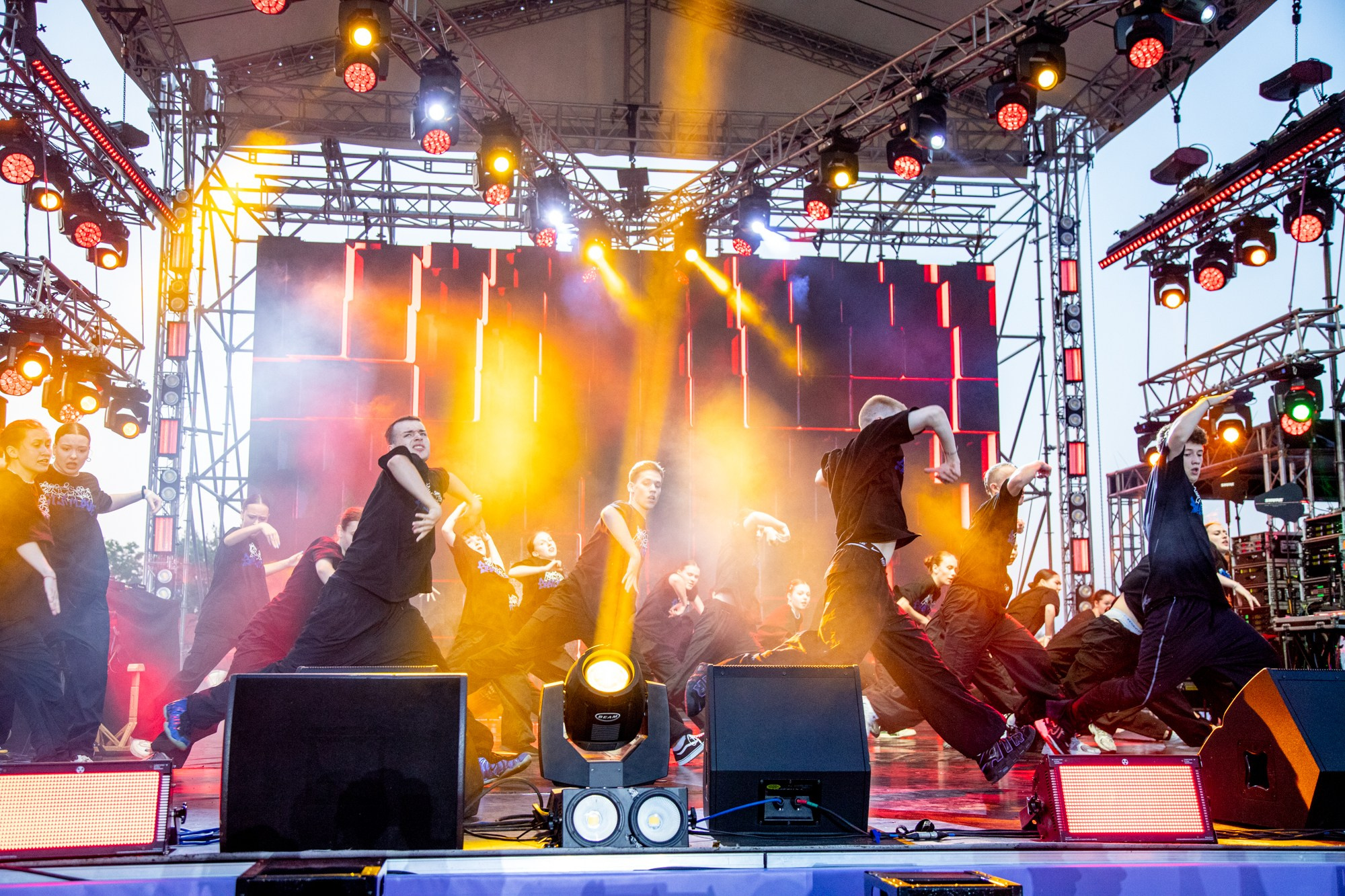 Краевой День молодёжи в Краснодаре 2023. Репортажный, промышленный и маркетплейс-фотограф Дмитрий Чернат