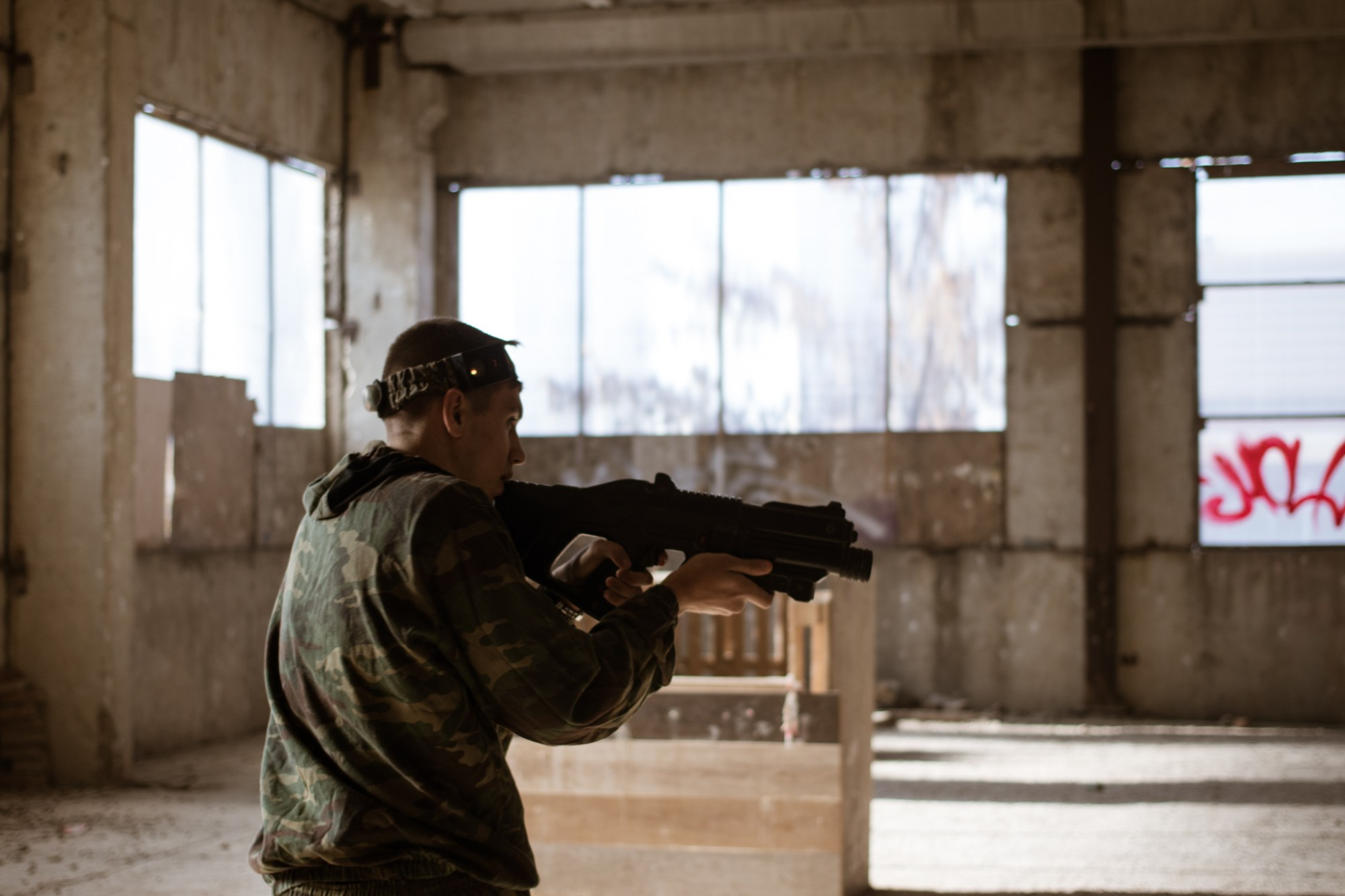 ЗИП Лазертаг. Репортажный, промышленный и маркетплейс-фотограф Дмитрий Чернат