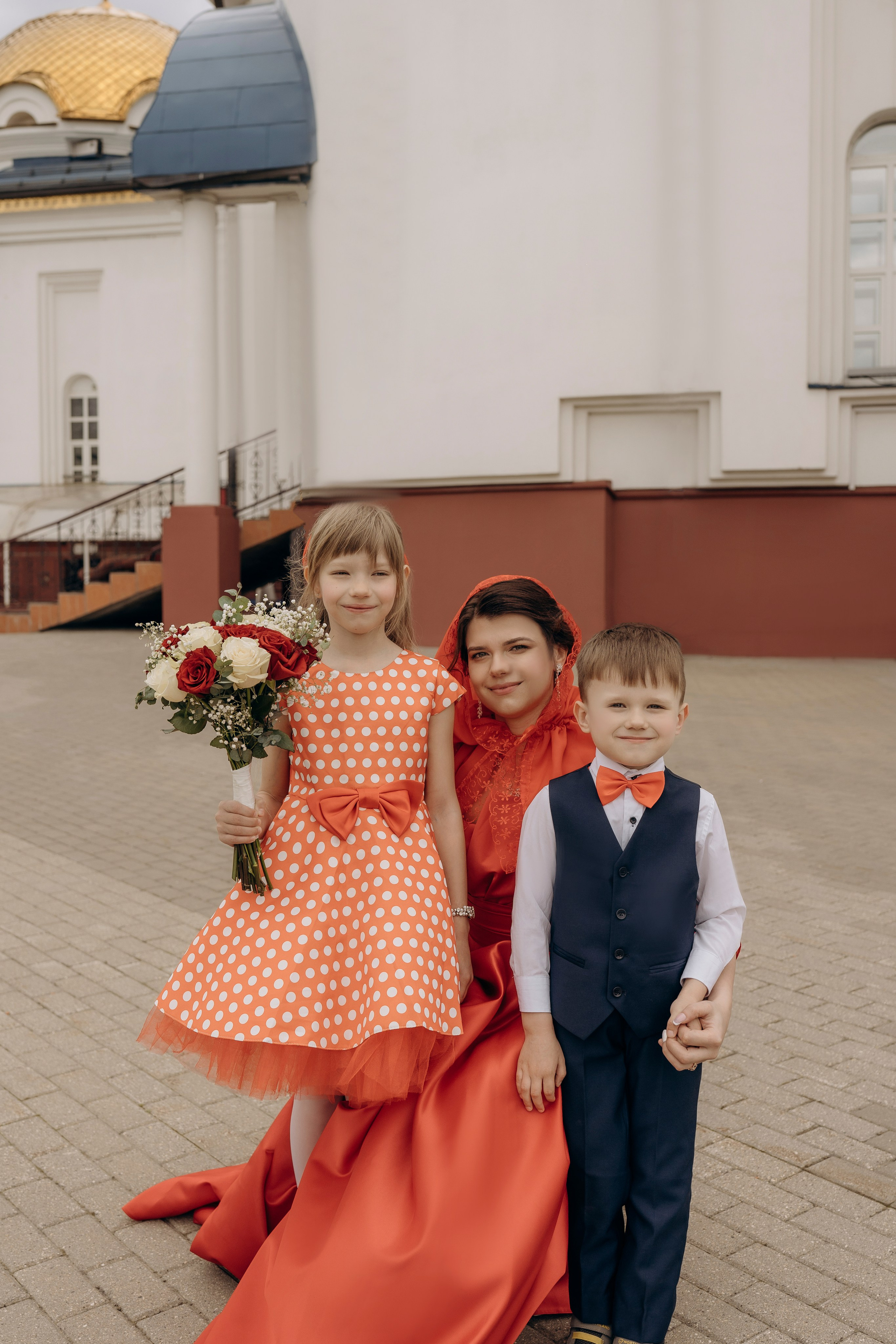 Венчание Дмитрия и Александры. Семейный фотограф и фотограф на таинства в Москве Юлия Калайджян
