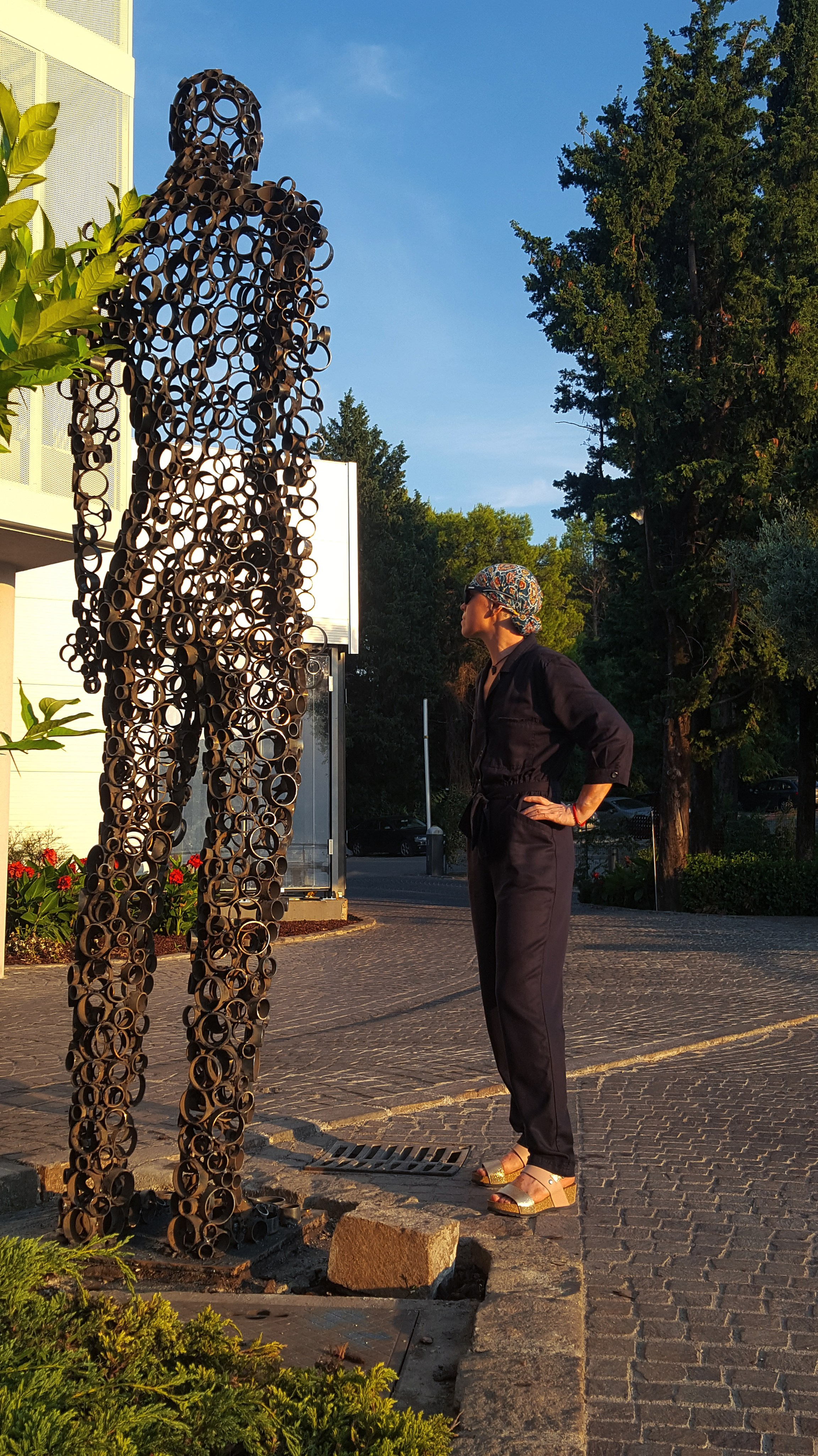 Исчезающий/Черногория/Будва/2019. Художник — скульптор Антонина Фатхуллина