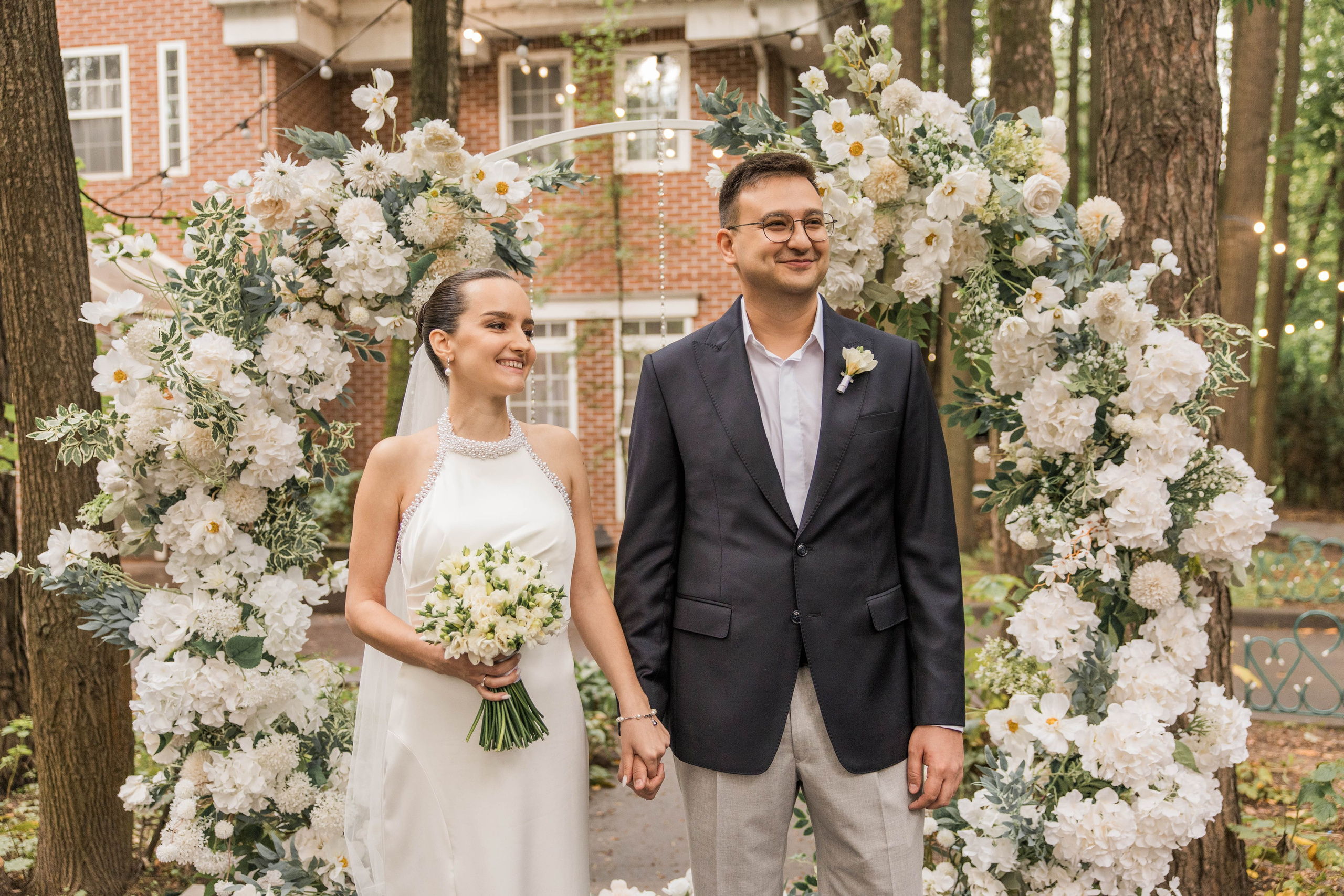 Саша и Юля. Ведущий на свадьбу в Москве Зубков Алексей