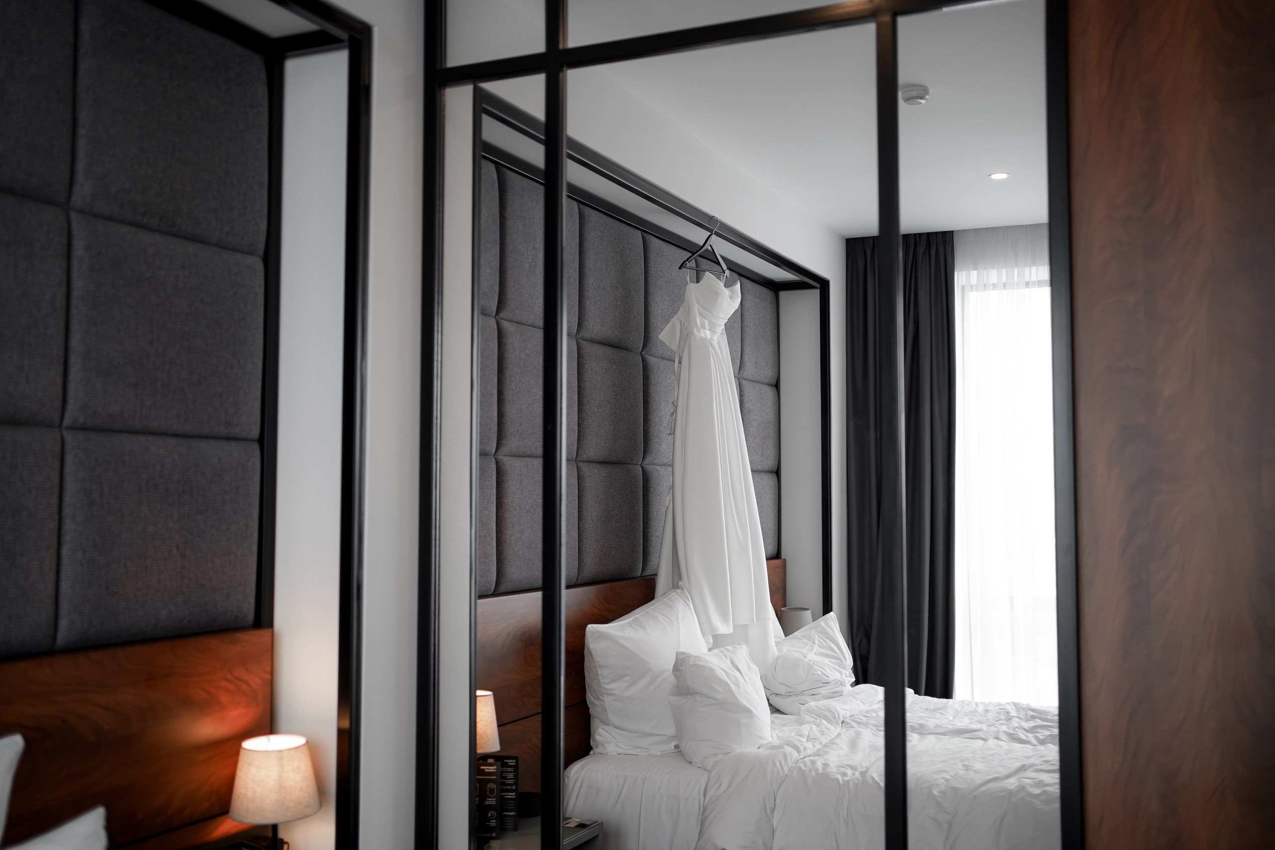 Виктория и Тарон в отеле Арка. Свадебный фотограф Ростов-на-Дону. Свадебный фотограф в Ростове-на-Дону. Таинство Крещения и Венчания, семейные фотосессии. Алёна Чёботова