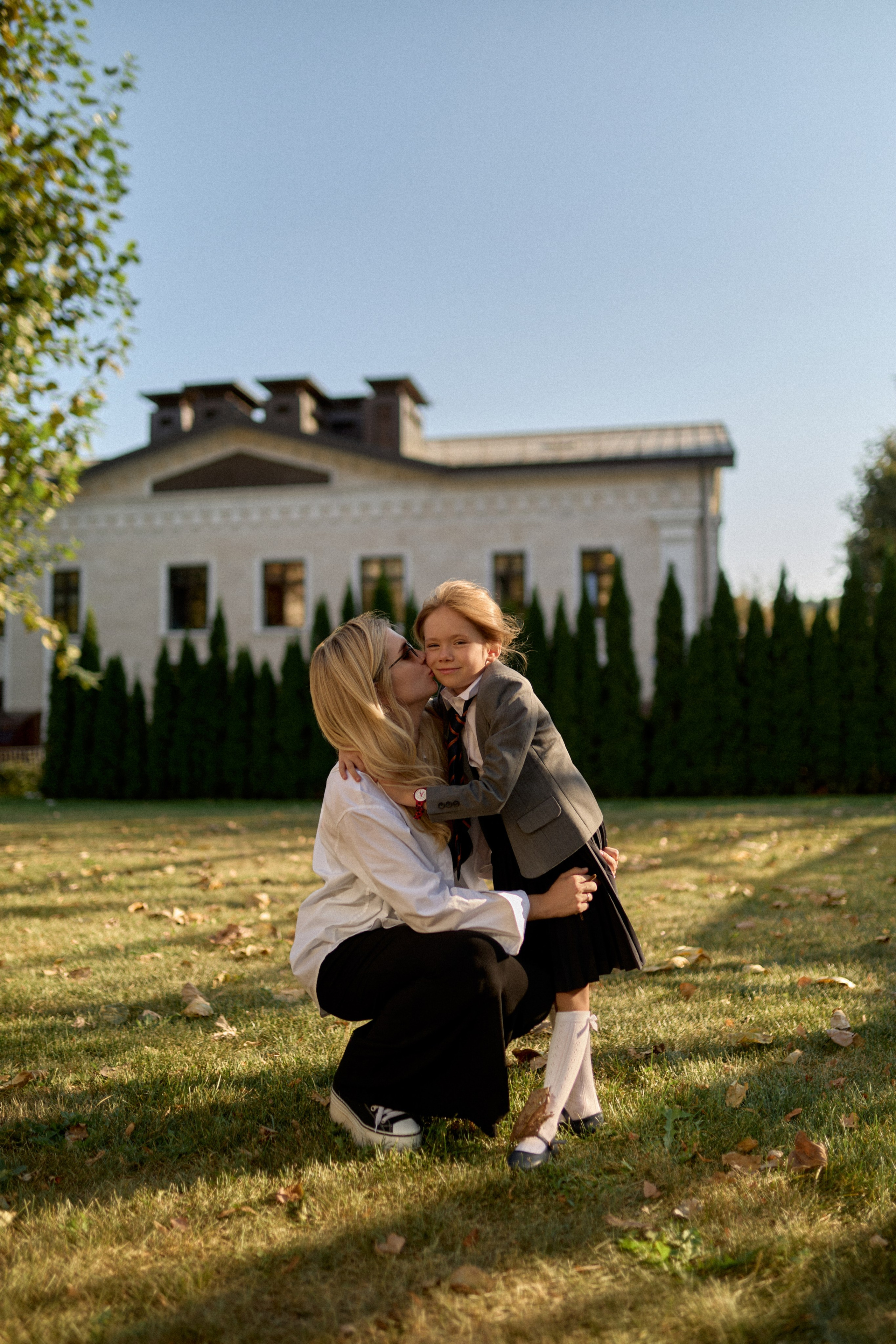 Осенняя семейная фотосессия в Лужниках. Сестры Карабаза. Фотографы и ретушеры в Москве и Санкт-Петербурге