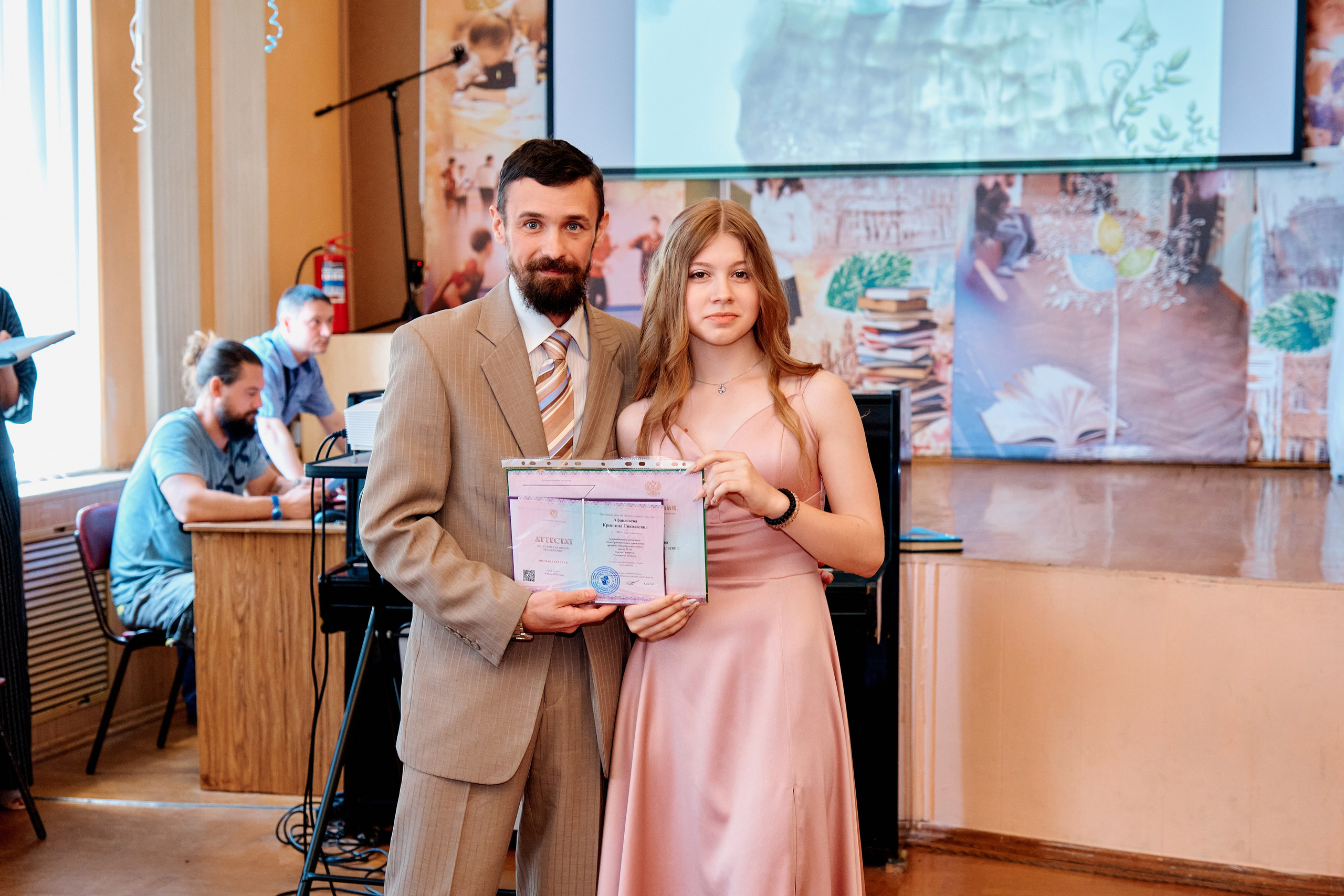 Выпускной 9 класс. Школа 10. Фотограф Таганрог Анна Трайжон