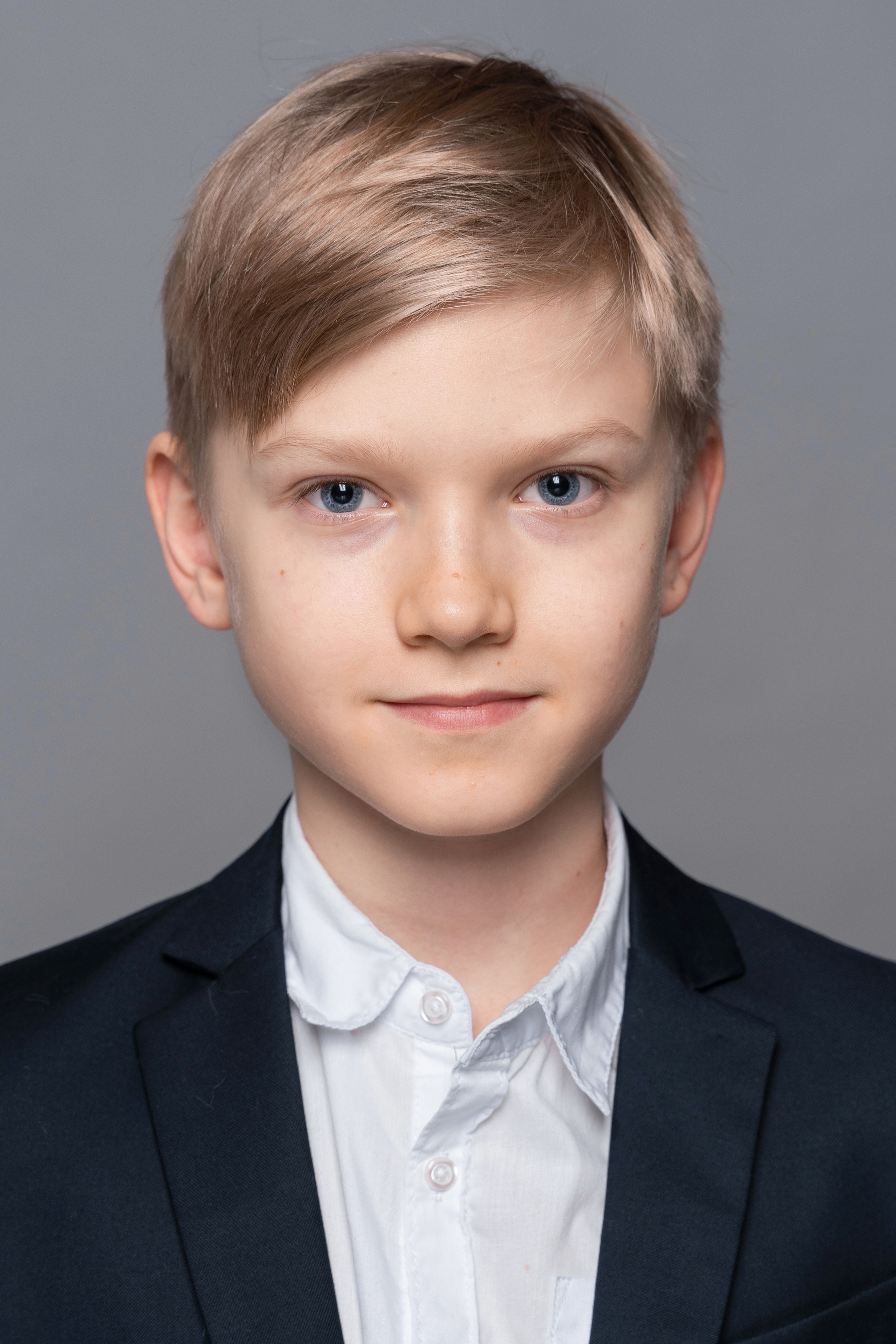 МИРОН. Портретный фотограф. Актёрское портфолио