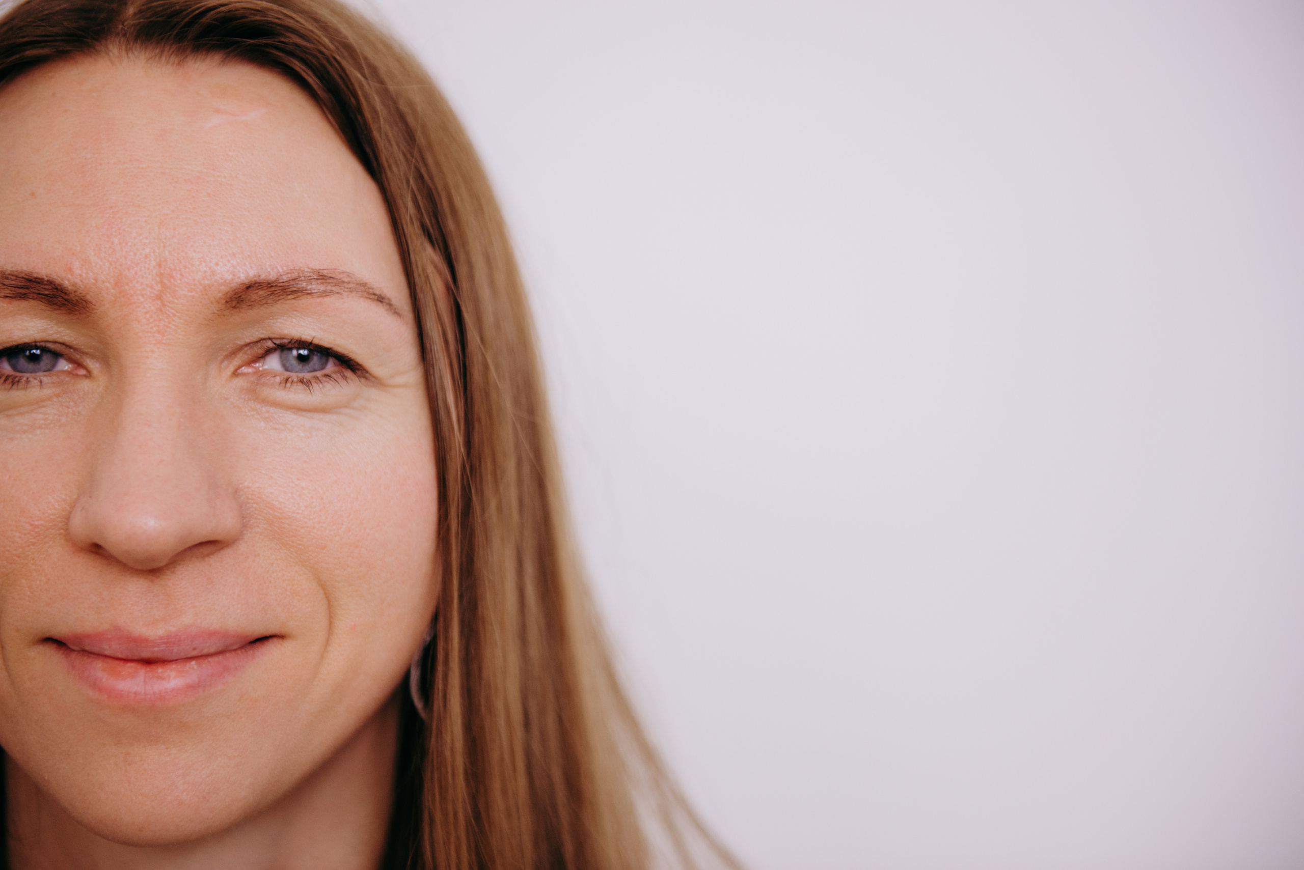 Контент фотосъемка Оли. Студия. Портретный и репортажный фотограф в Сочи Рамодина Юлия