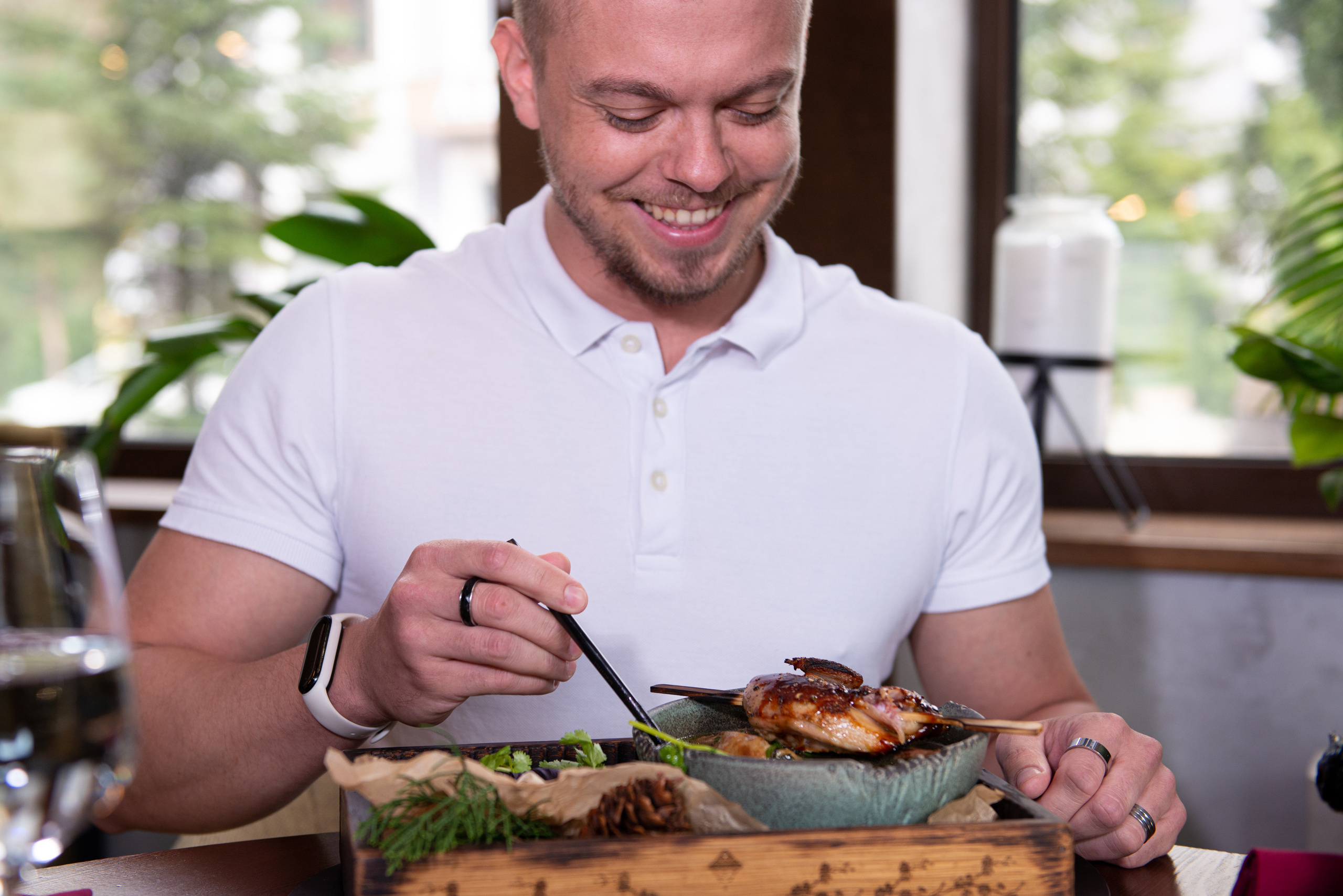 Фотосъемка ресторана «Цаца». Портретный и репортажный фотограф в Сочи Рамодина Юлия