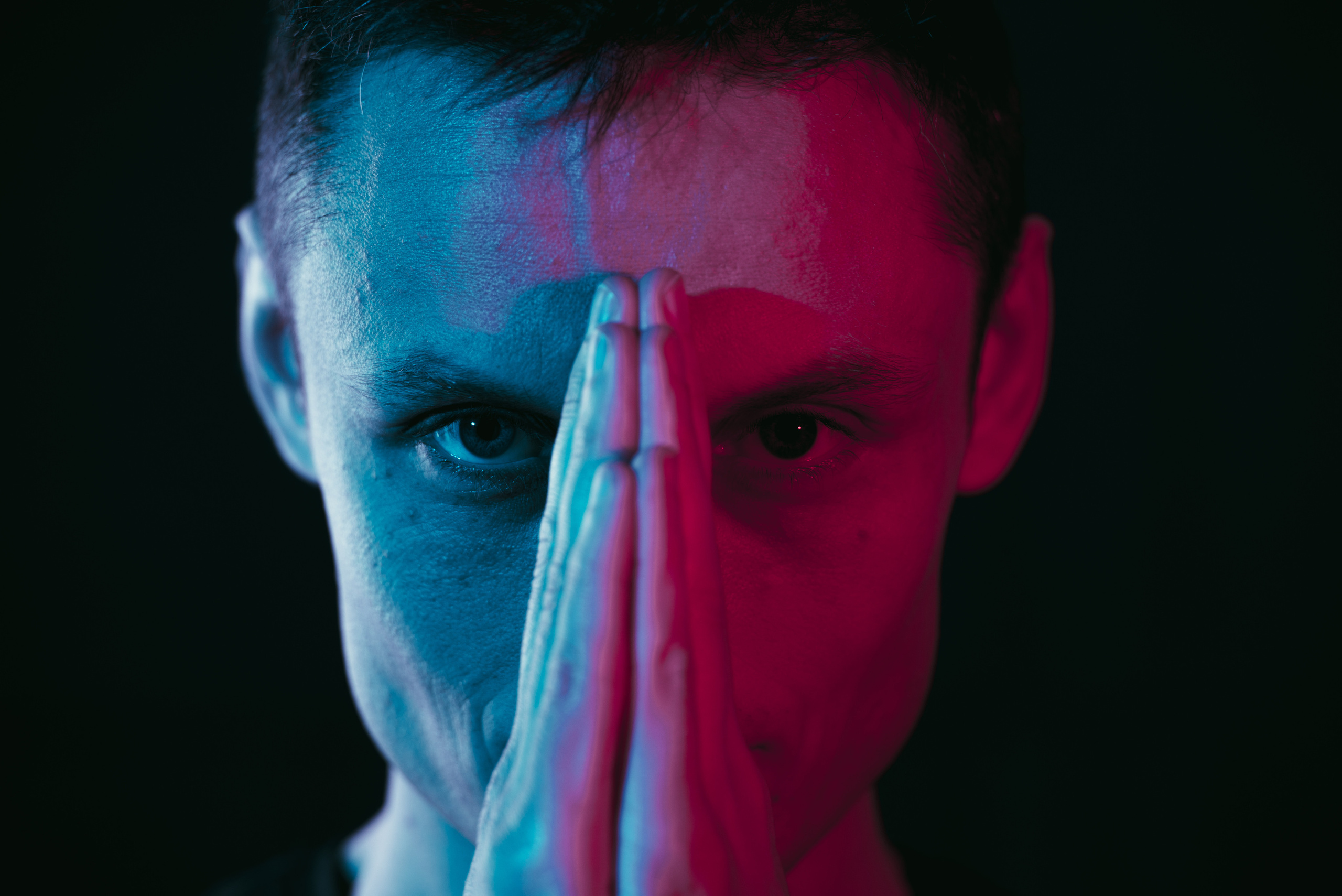 Саша. Студийный портрет. Портретный и репортажный фотограф в Сочи Рамодина Юлия