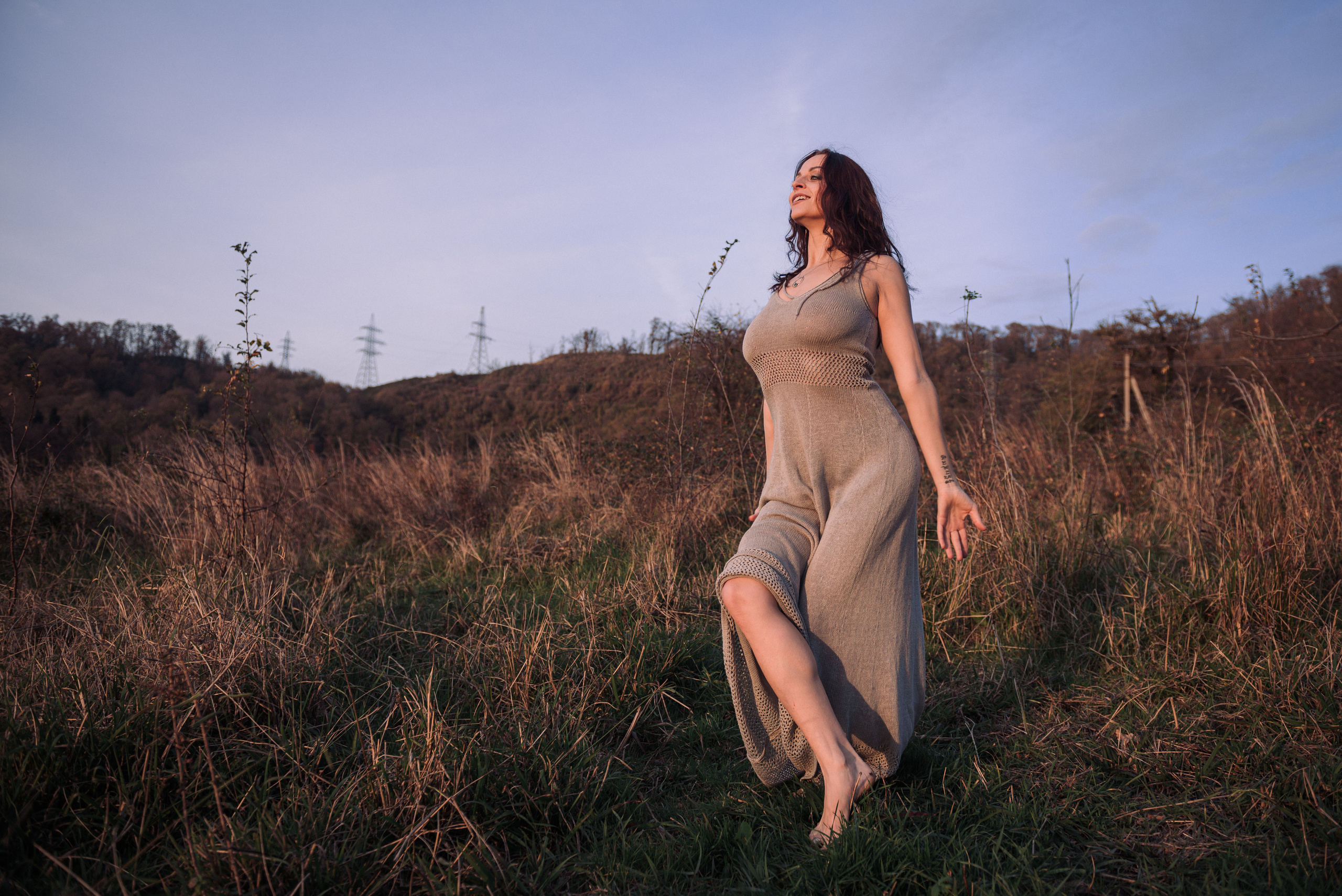 Аня. Фотосессия на холмах. Портретный и репортажный фотограф в Сочи Рамодина Юлия