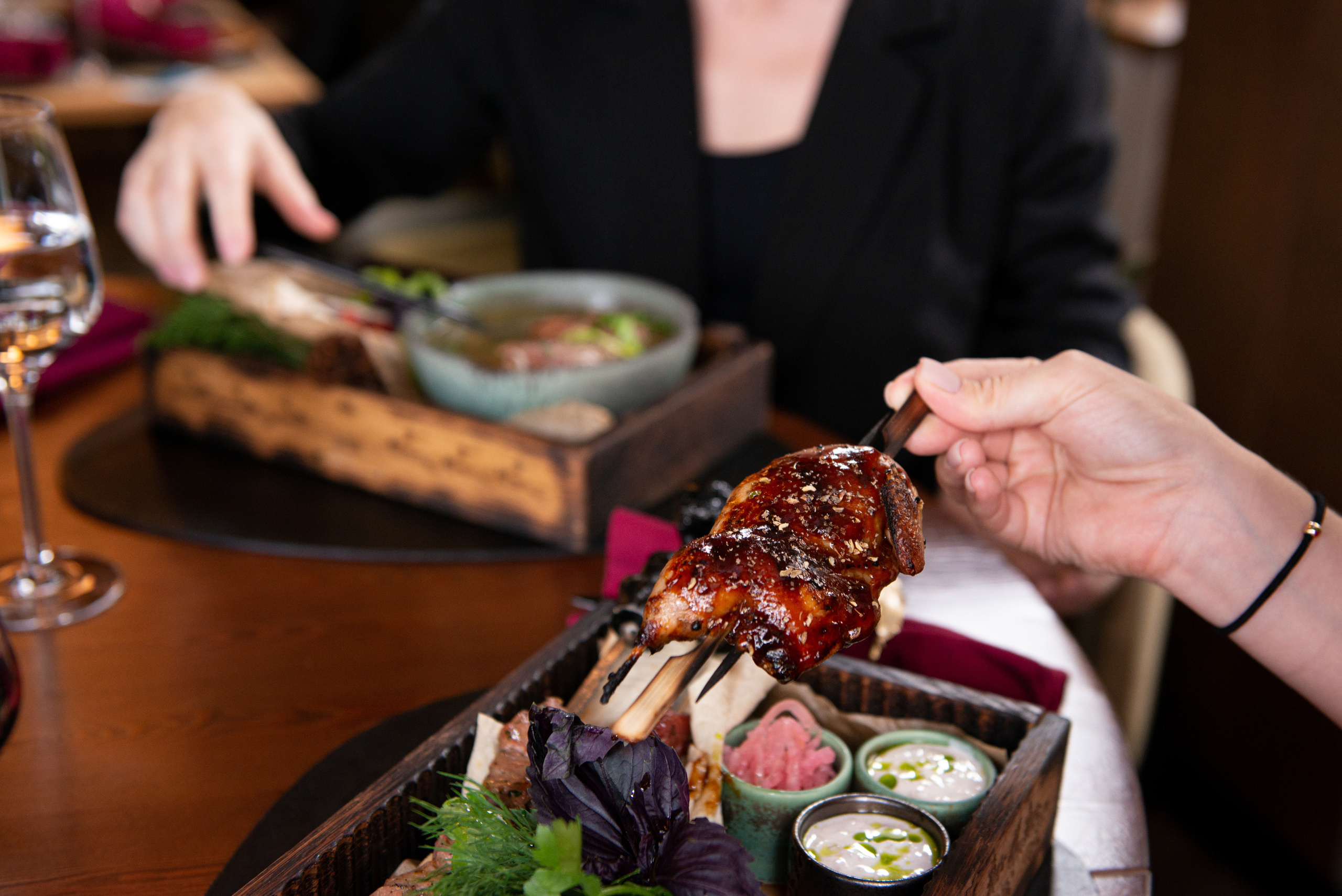 Фотосъемка ресторана «Цаца». Портретный и репортажный фотограф в Сочи Рамодина Юлия