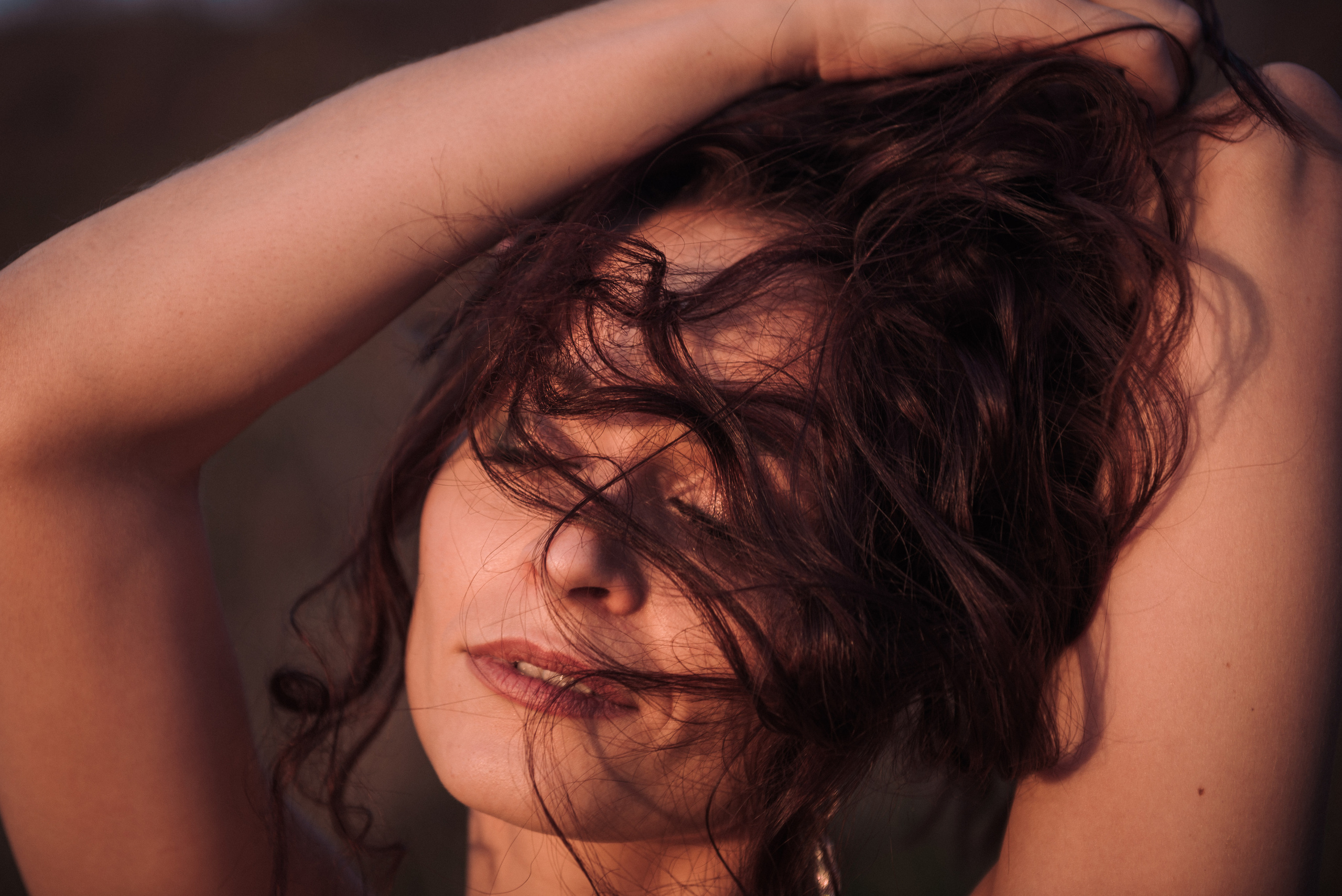 Аня. Фотосессия на холмах. Портретный и репортажный фотограф в Сочи Рамодина Юлия