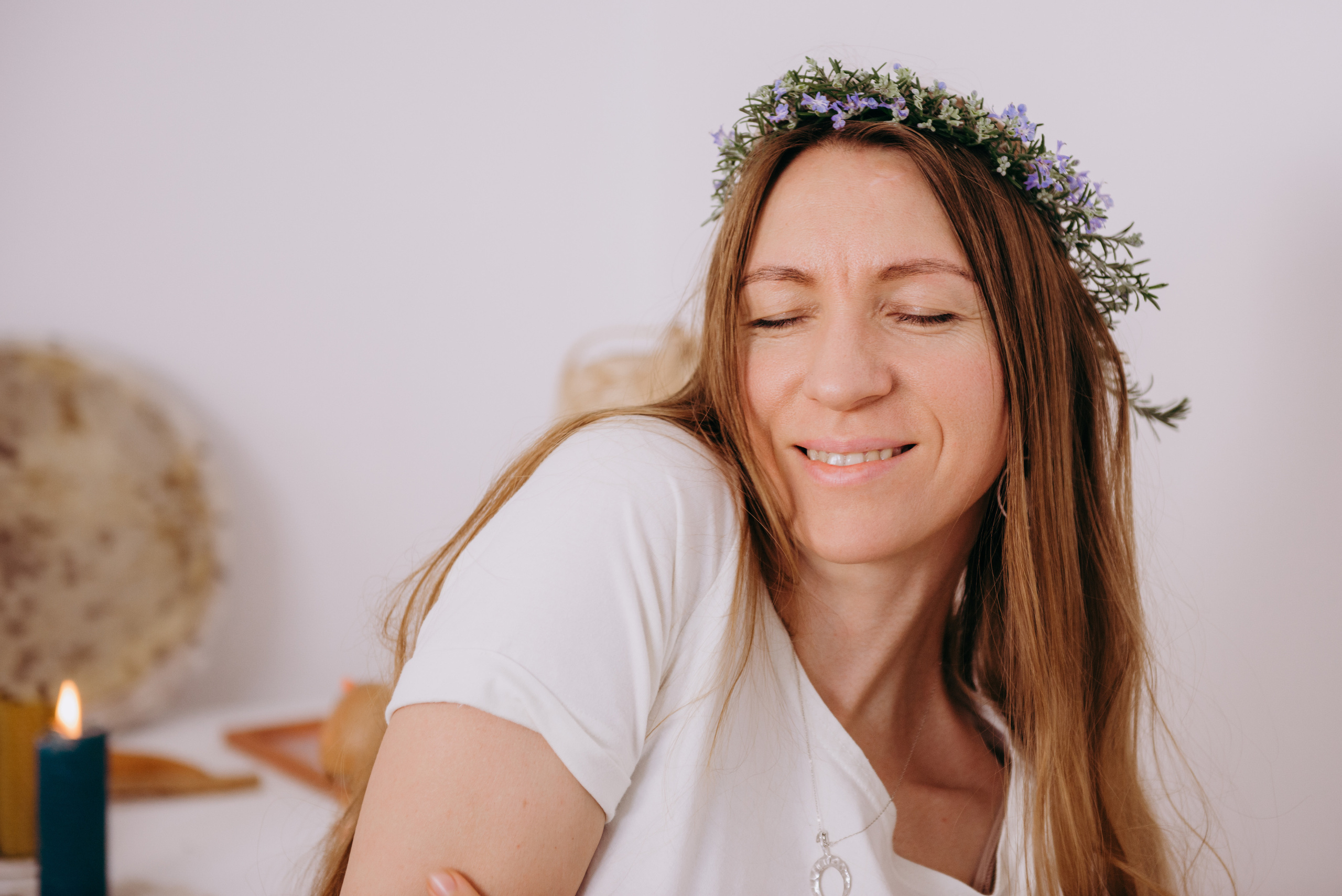 Контент фотосъемка Оли. Студия. Портретный и репортажный фотограф в Сочи Рамодина Юлия