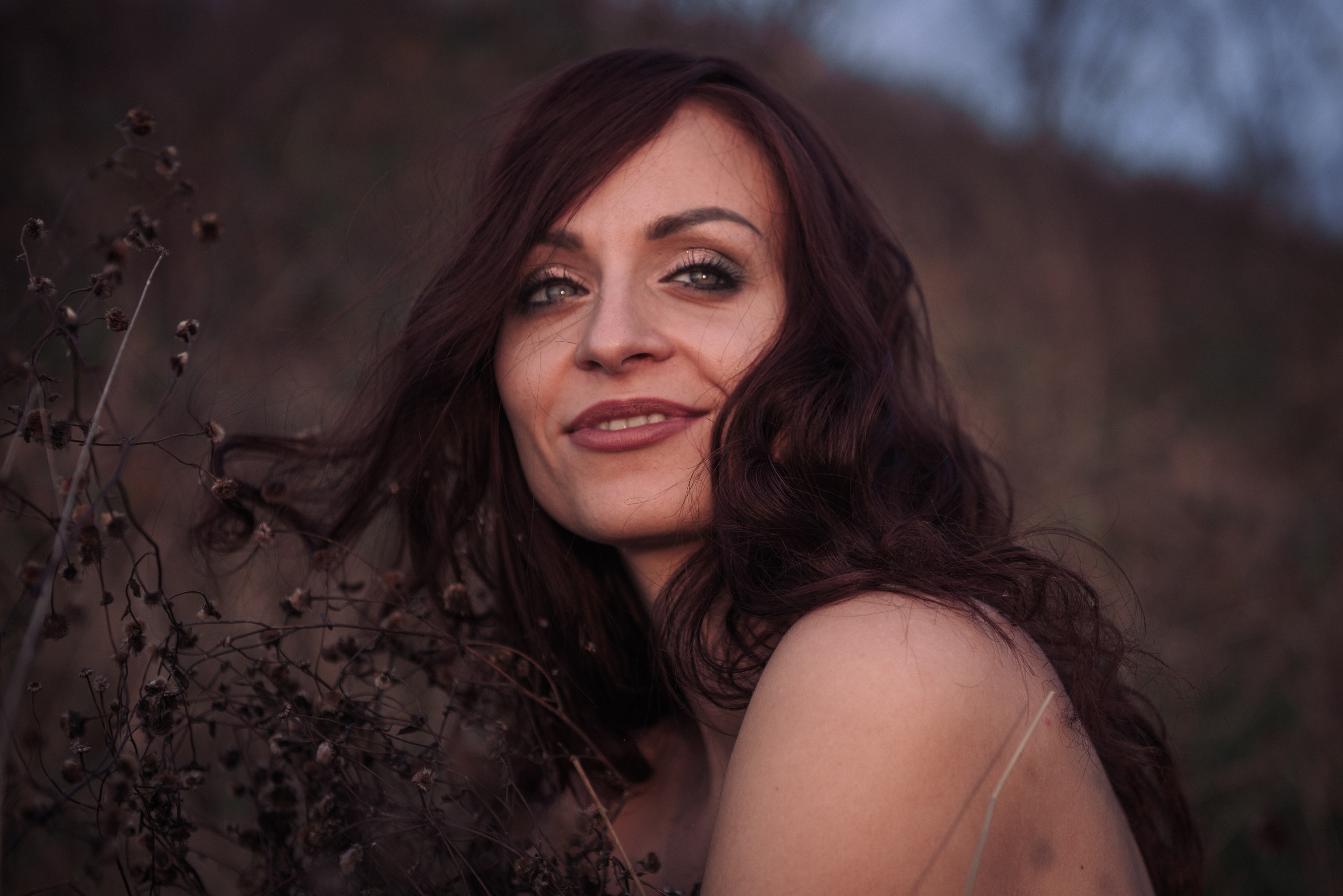 Аня. Фотосессия на холмах. Портретный и репортажный фотограф в Сочи Рамодина Юлия