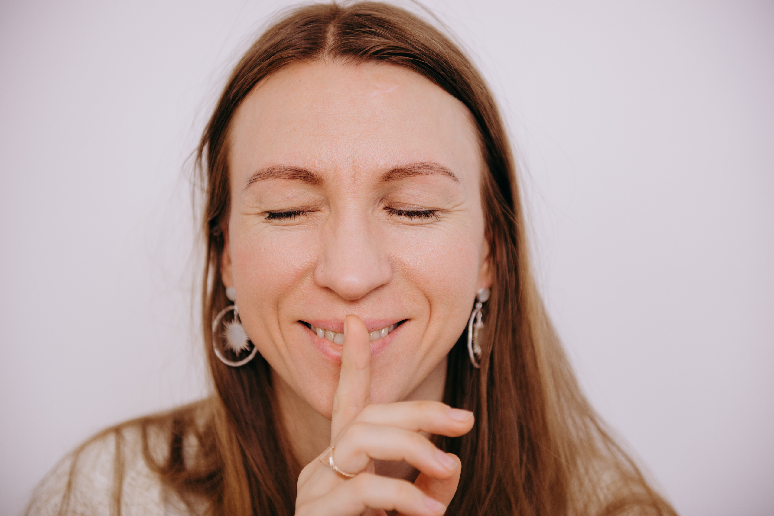 Контент фотосъемка Оли. Студия. Портретный и репортажный фотограф в Сочи Рамодина Юлия