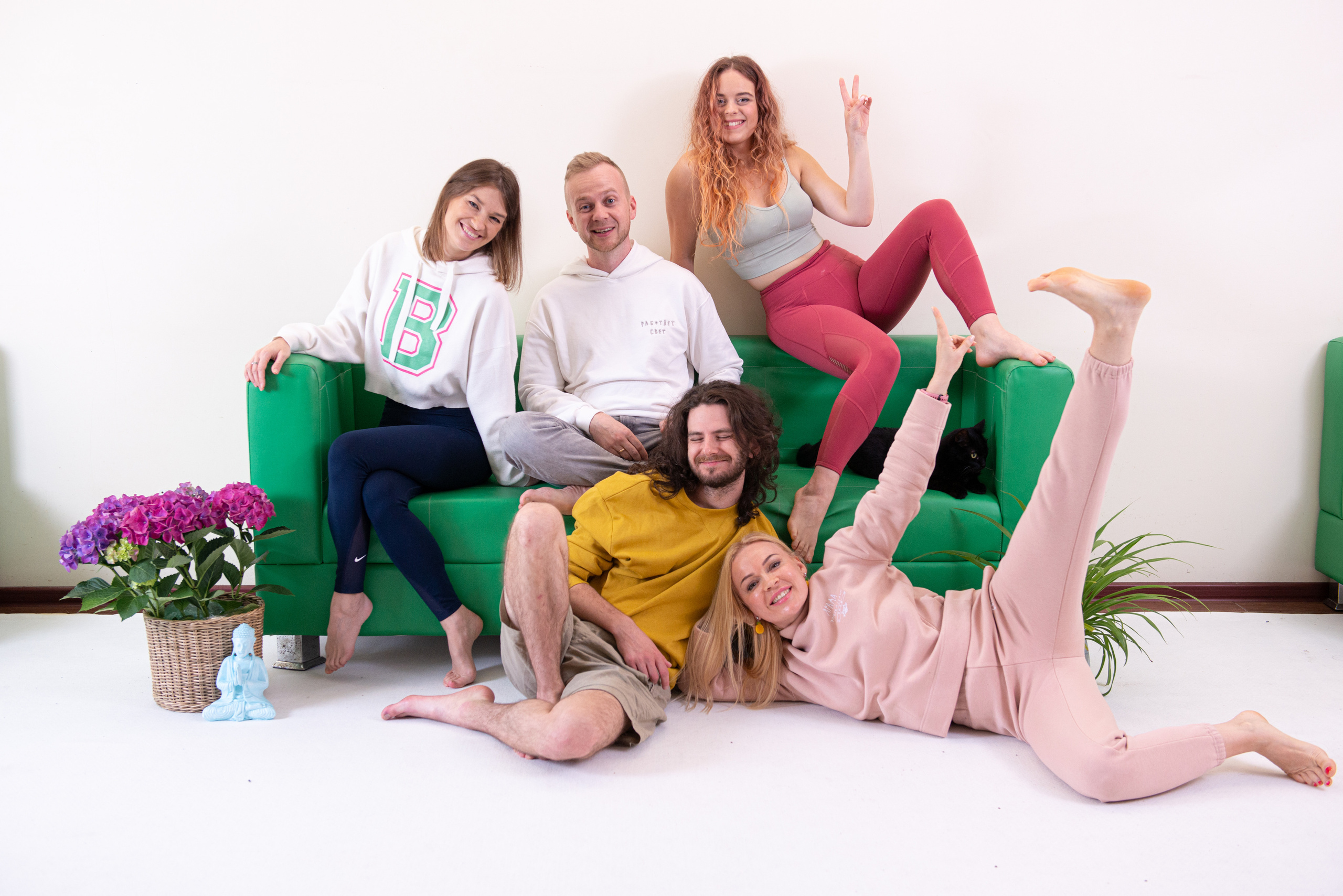 World of Awakening. Фотосессия команды. Портретный и репортажный фотограф в Сочи Рамодина Юлия