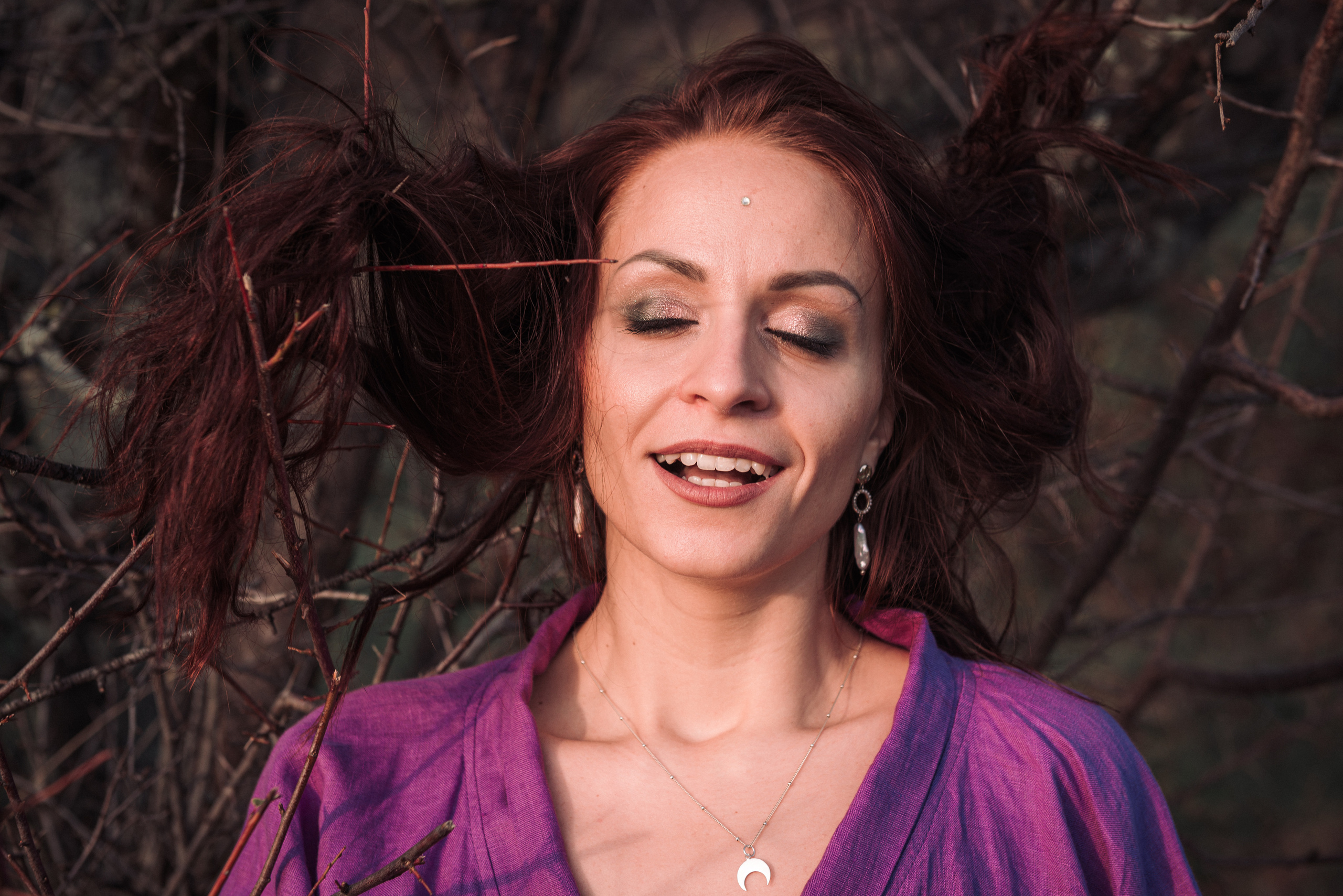 Аня. Фотосессия на холмах. Портретный и репортажный фотограф в Сочи Рамодина Юлия