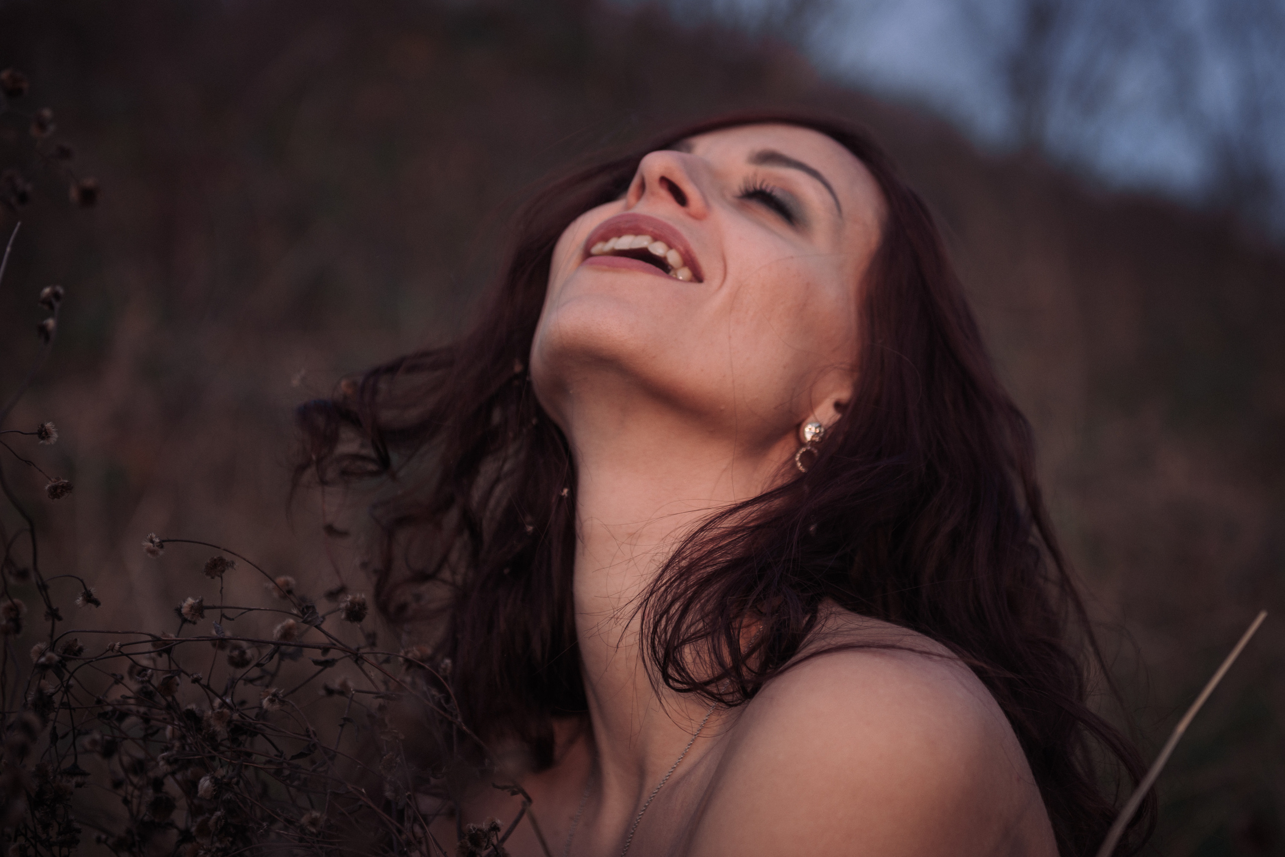 Аня. Фотосессия на холмах. Портретный и репортажный фотограф в Сочи Рамодина Юлия