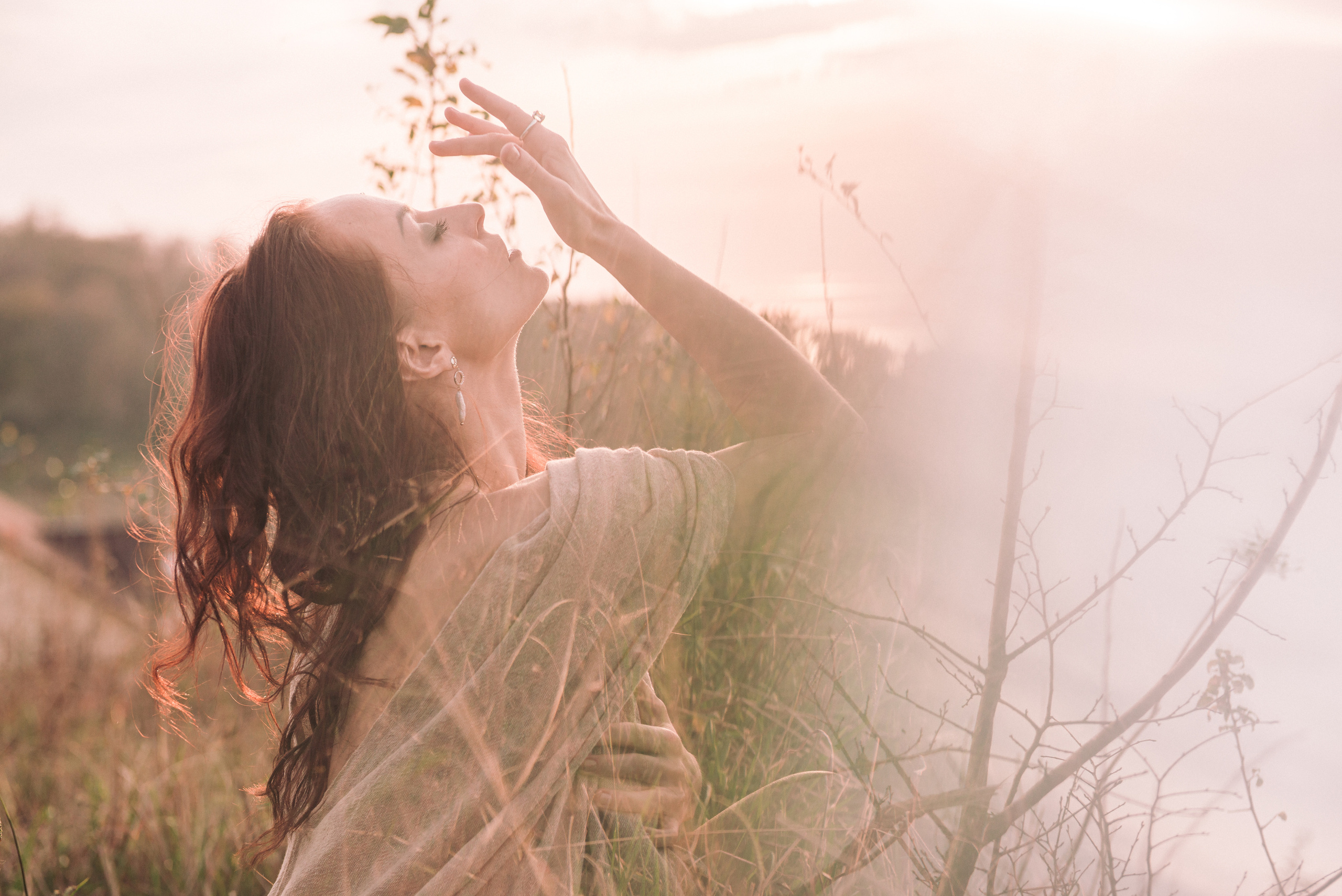 Аня. Фотосессия на холмах. Портретный и репортажный фотограф в Сочи Рамодина Юлия