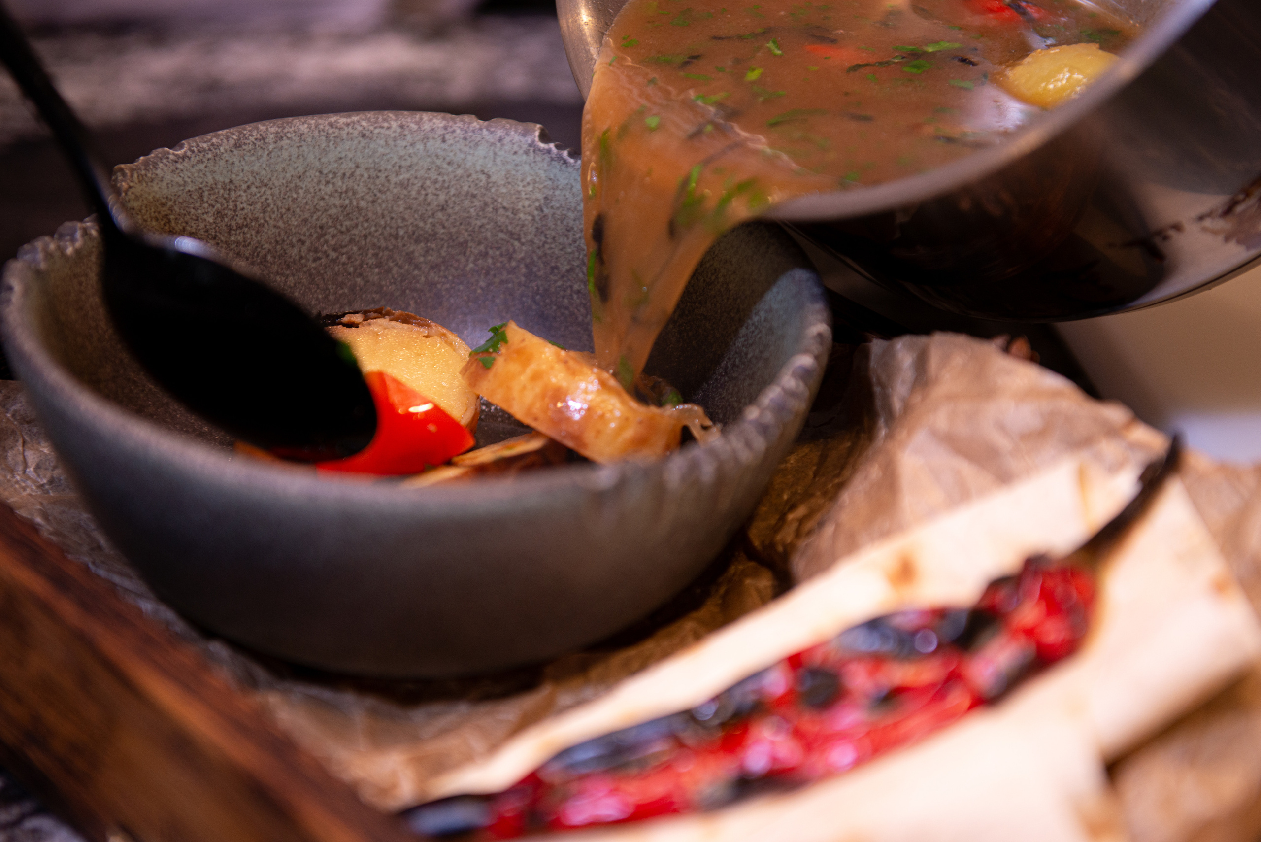 Фотосъемка ресторана «Цаца». Портретный и репортажный фотограф в Сочи Рамодина Юлия