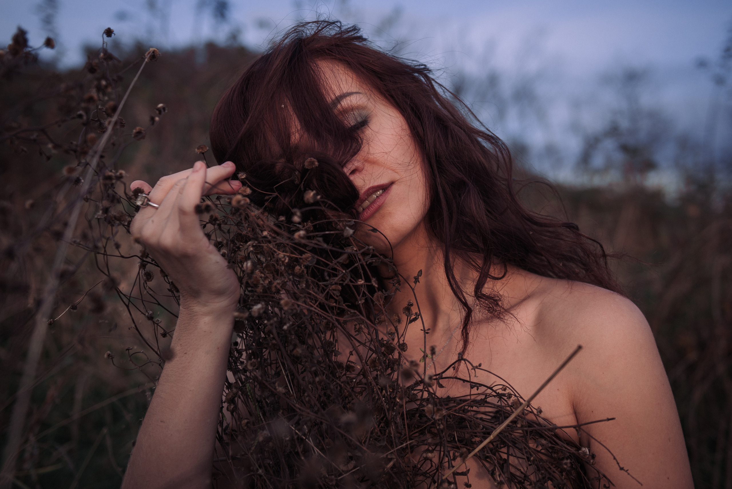 Аня. Фотосессия на холмах. Портретный и репортажный фотограф в Сочи Рамодина Юлия