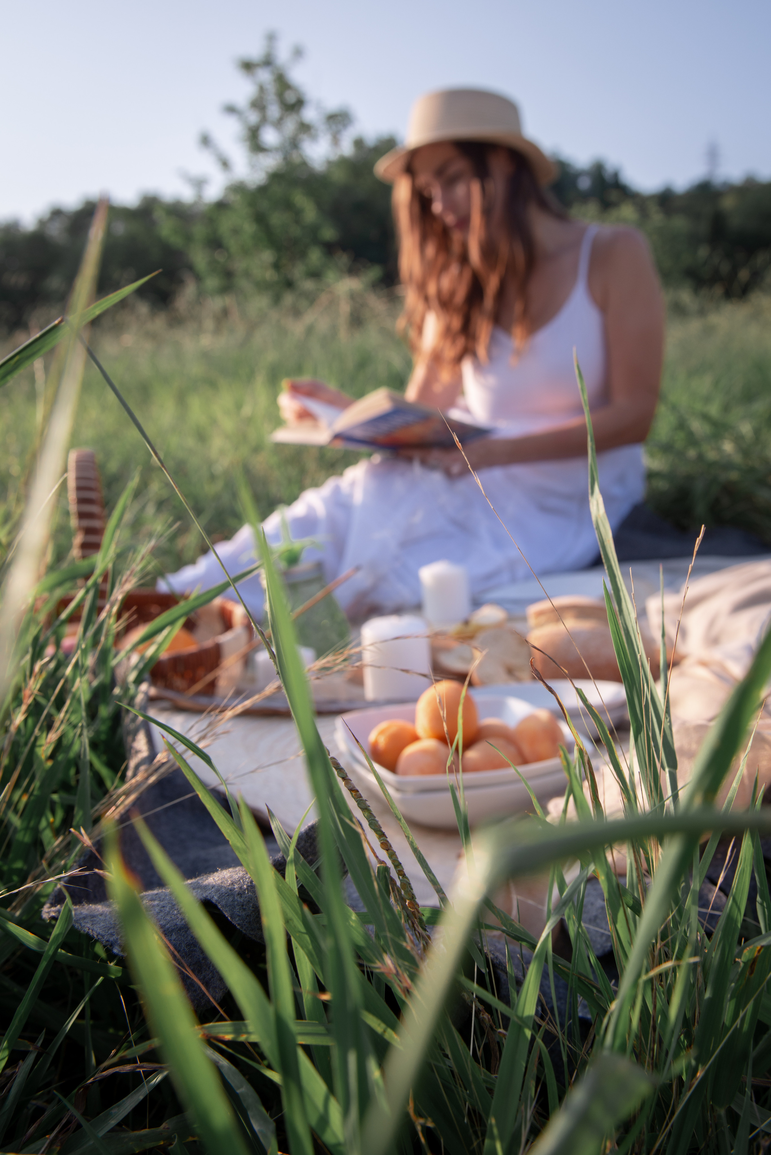 Фотосессия для блога Наташи. На поляне. Портретный и репортажный фотограф в Сочи Рамодина Юлия