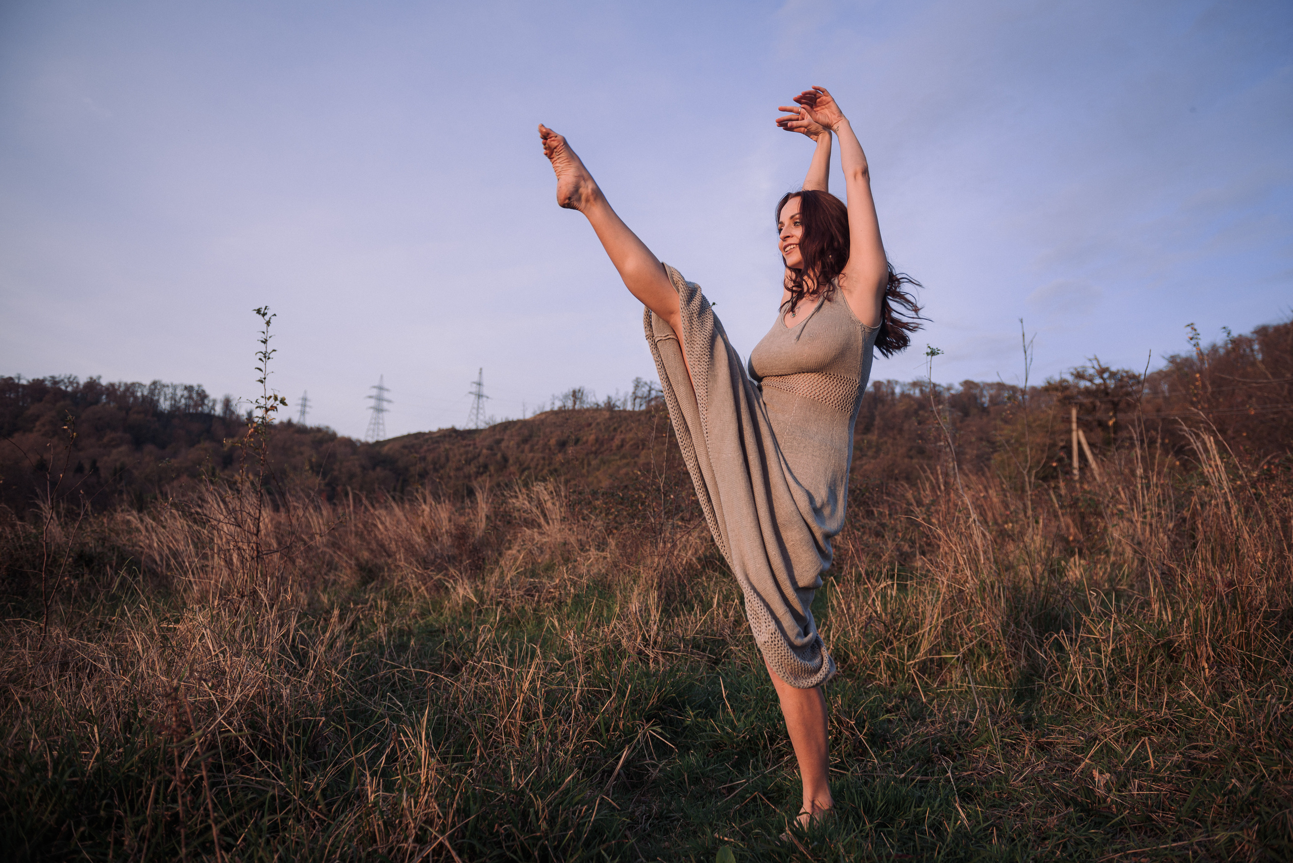 Аня. Фотосессия на холмах. Портретный и репортажный фотограф в Сочи Рамодина Юлия