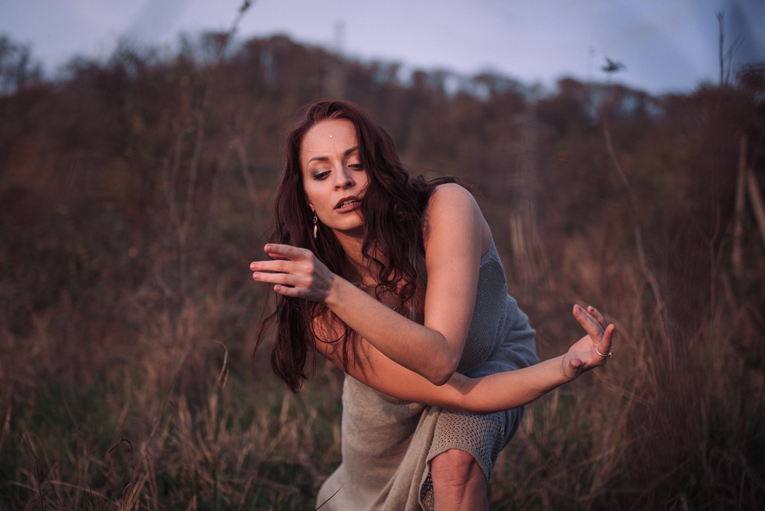 Аня. Фотосессия на холмах. Портретный и репортажный фотограф в Сочи Рамодина Юлия