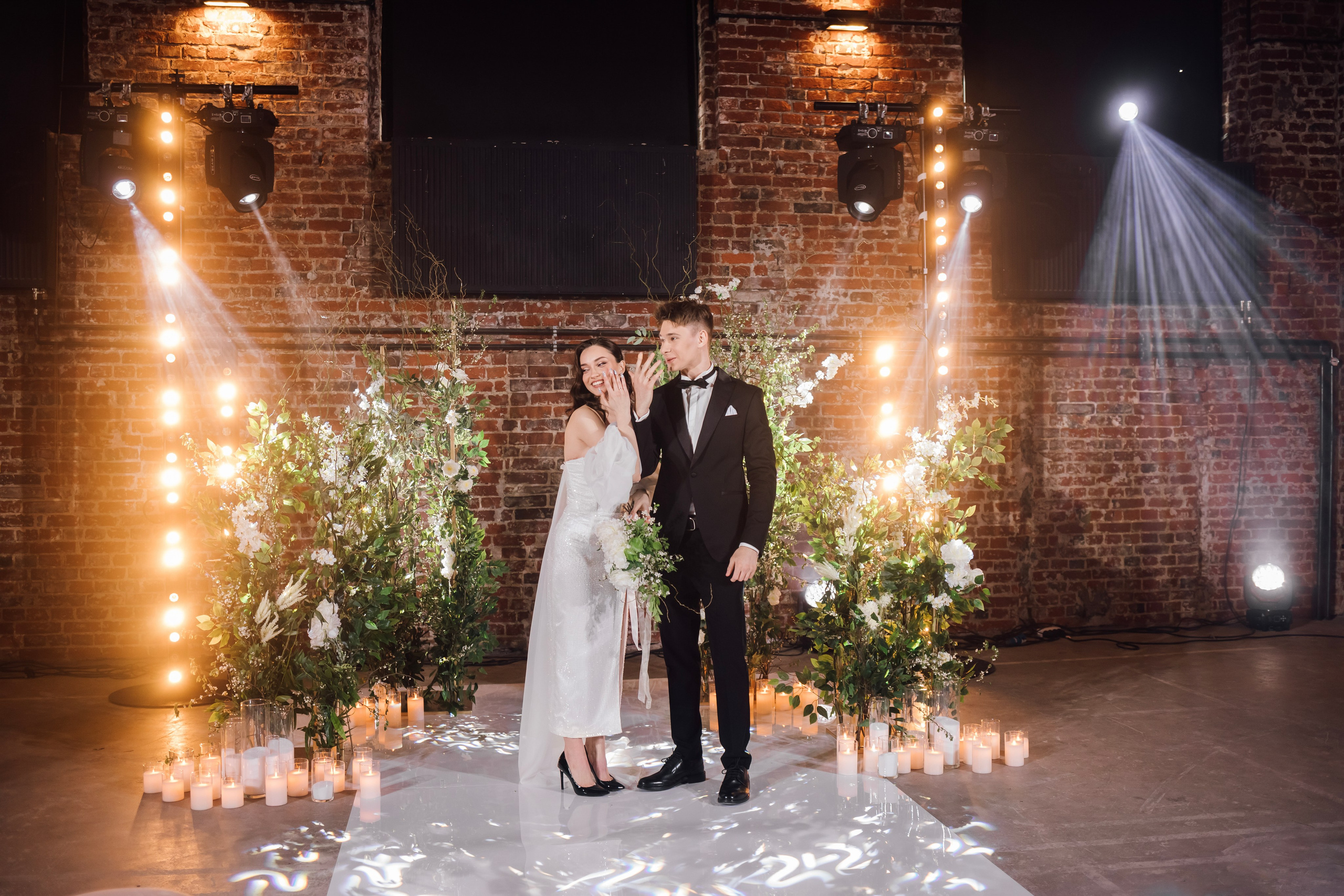 Мария и Алексей. Лофт. Свадебный и семейный фотограф в Москве Евгения Лисина