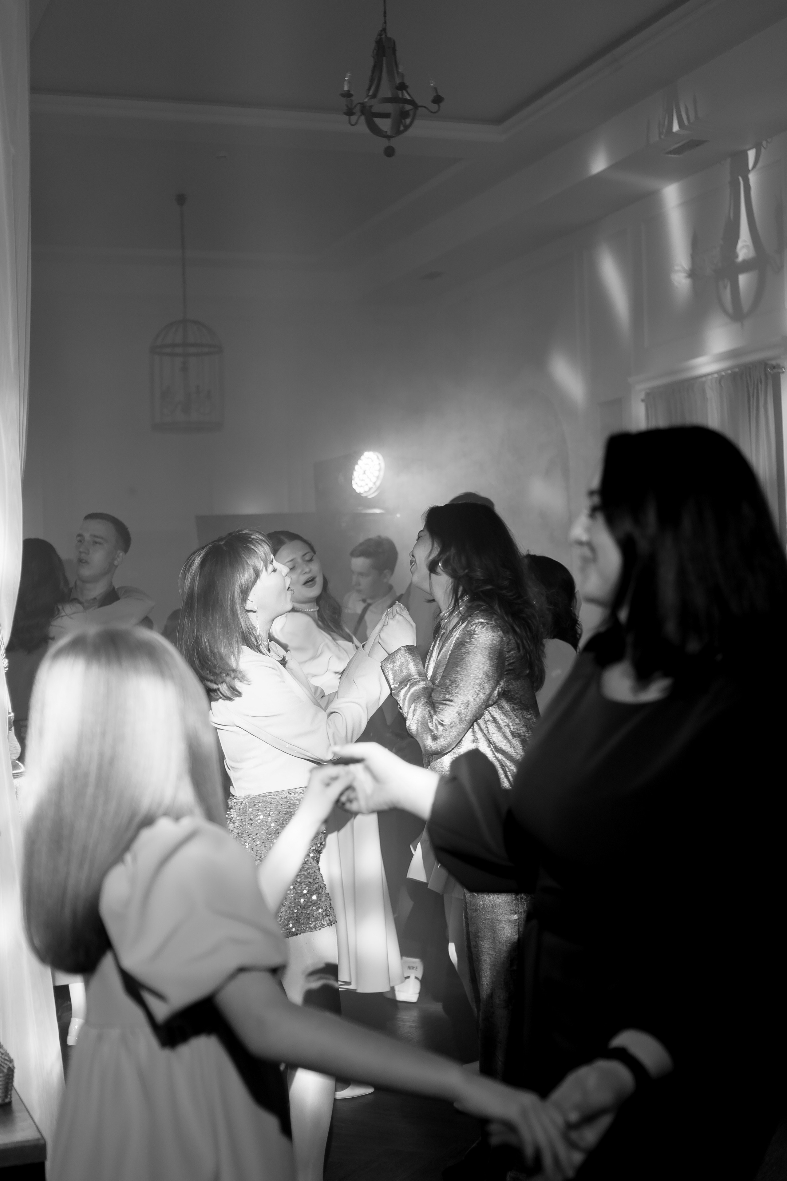 СВАДЕБНАЯ СЬЕМКА СБОРОВ В ОТЕЛЕ И ВЫЕЗД НА ЦЕРЕМОНИЮ (СНЯТО В СИБИРЕ В НИЖНЕВАРТОВСКЕ). Профессиональный фотограф, Санкт-Петербург — Виктория Богомолова