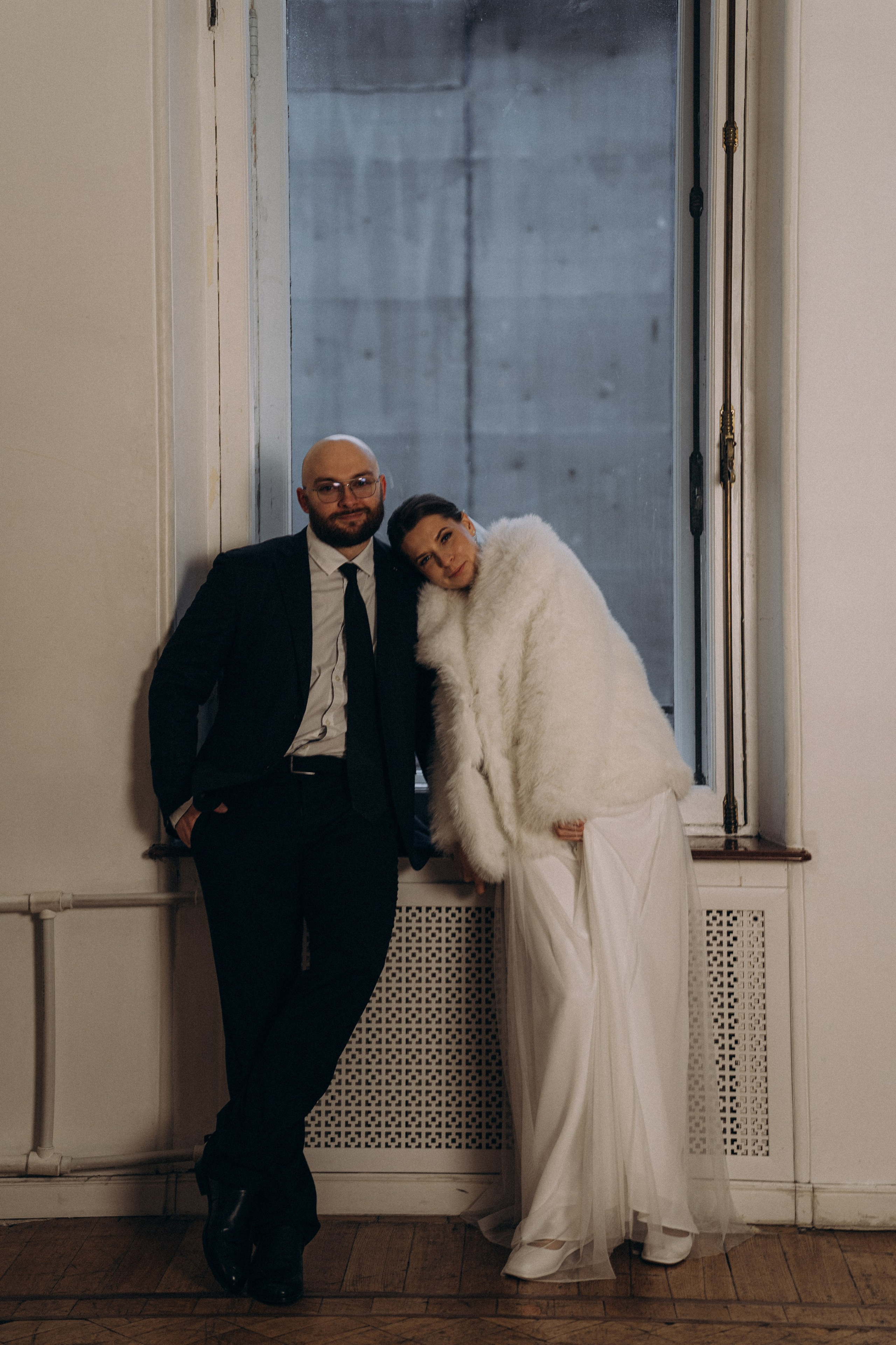 СВАДЕБНАЯ СЬЕМКА ВО ВТОРОМ ДВОРЦЕ (ДЕКАБРЬ) ТАКЖЕ СЬЕМКА В СТУДИИ НА ЧЕРНЫШЕВСКОЙ. Профессиональный фотограф, Санкт-Петербург — Виктория Богомолова