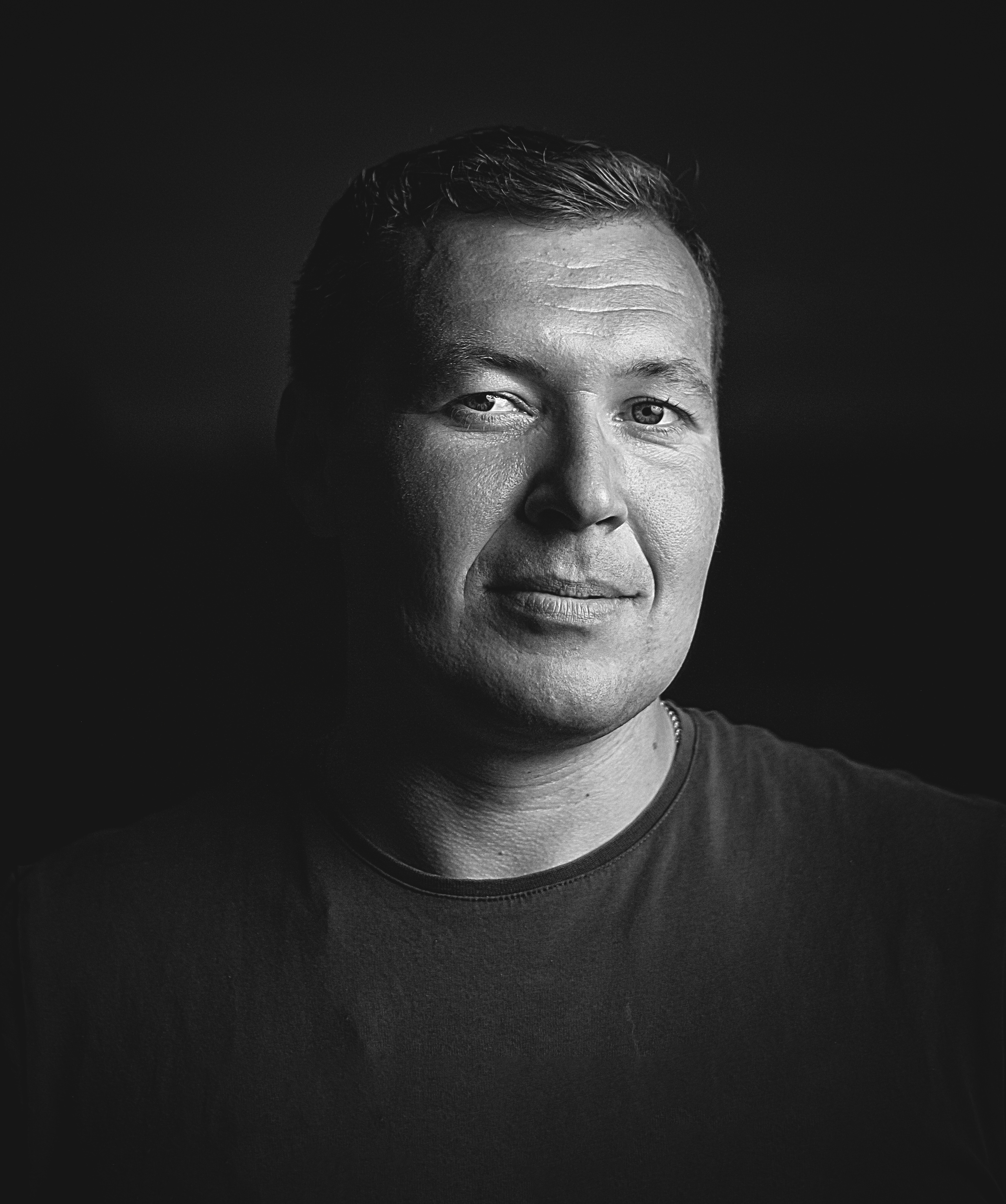 Портрет чб. Портретный фотограф в Москве Антон Орлов