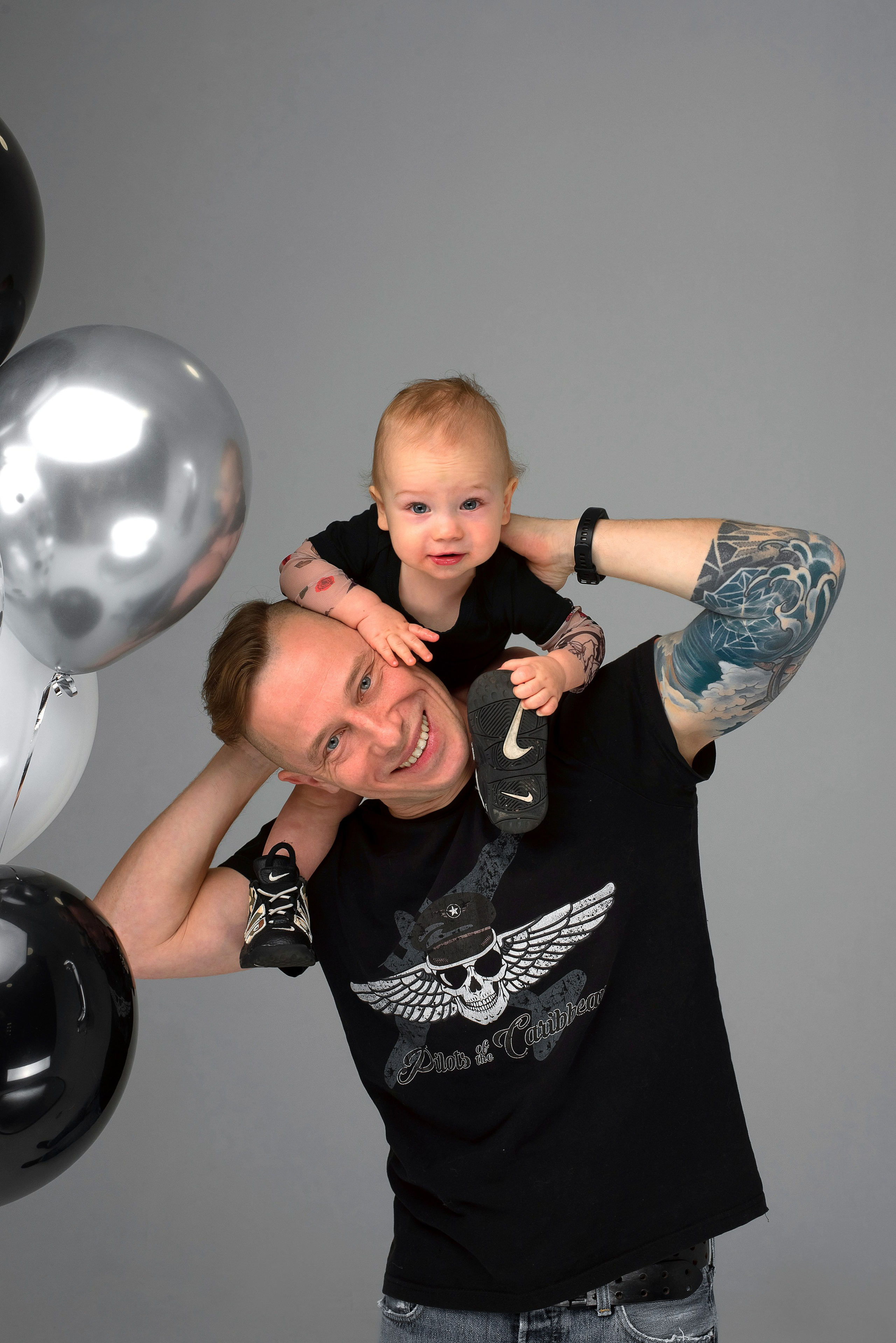 Семейная фотосессия на циклораме в СПб. Фотограф Юлия Кондратьева